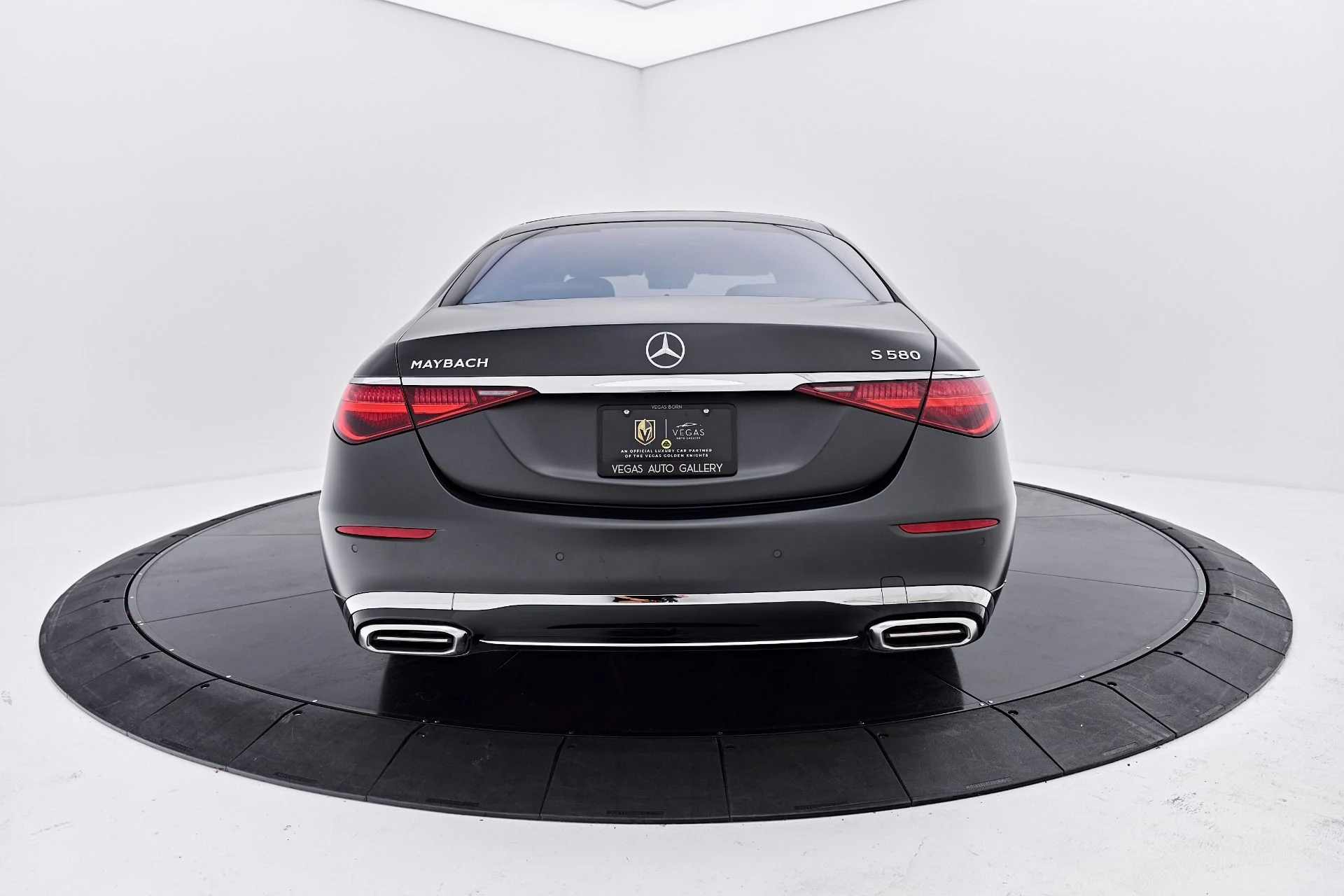 mph011_3263454710_Used_2026_Mercedes_Benz_S_Class_Maybach_S_580_1790467882_0421467b29