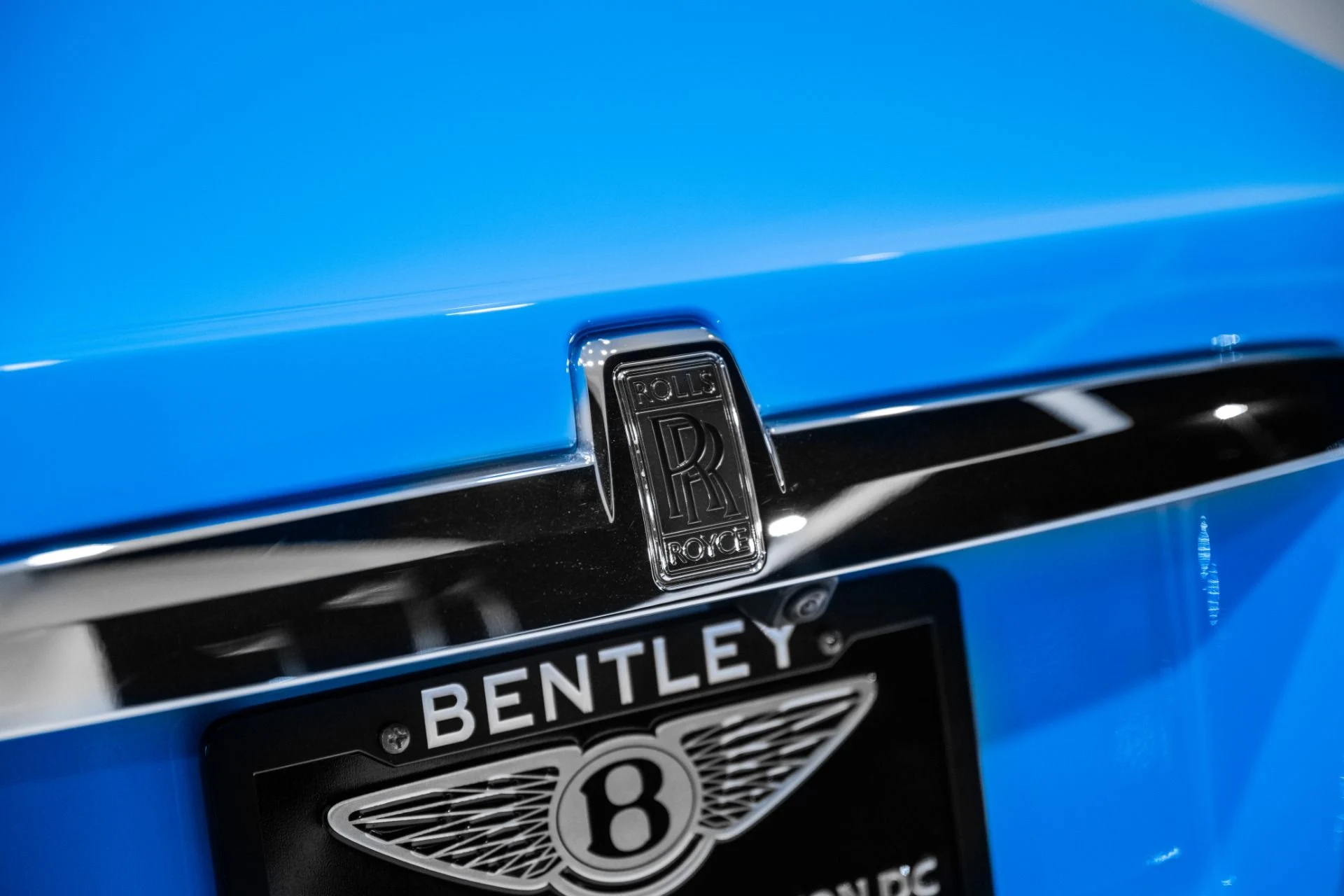 mph011_327104858_Used_2023_Rolls_Royce_Ghost_1773457420_c759f11175