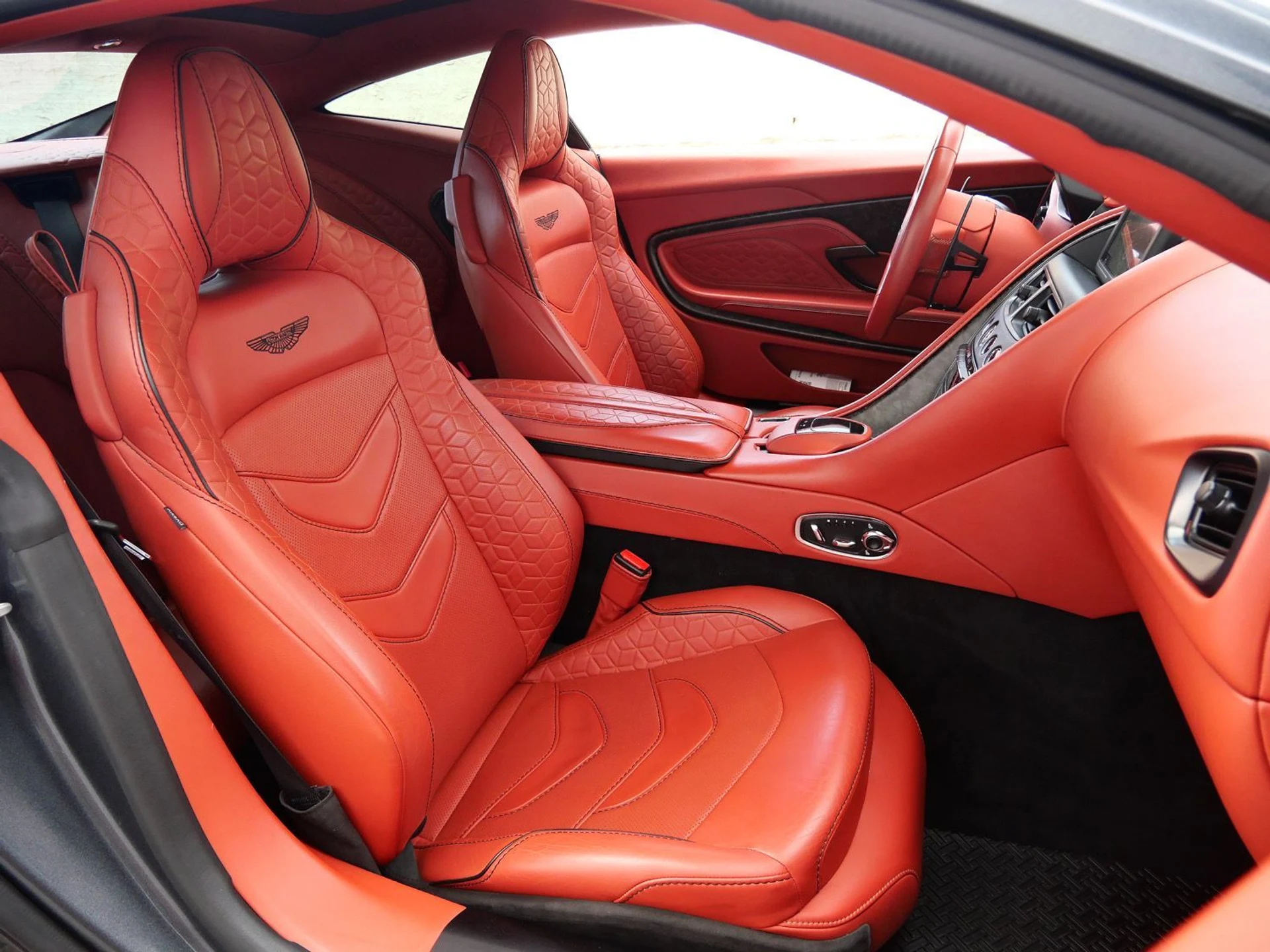 mph011_3272735917_d628f1fe6d74c7570a429d6aa96179fcx_50b46edd4e