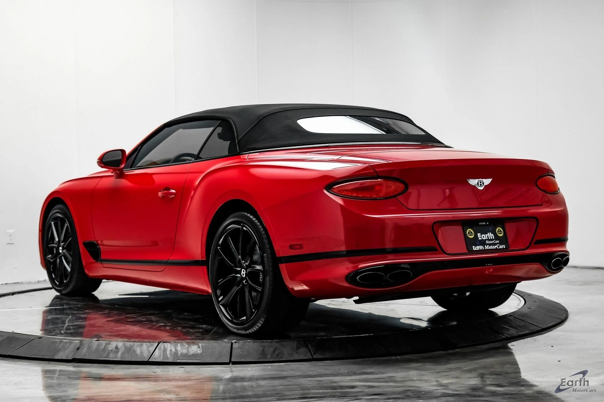 mph011_3273952922_e40012137512b62e8e55f46b93936de2x_44e59d4684