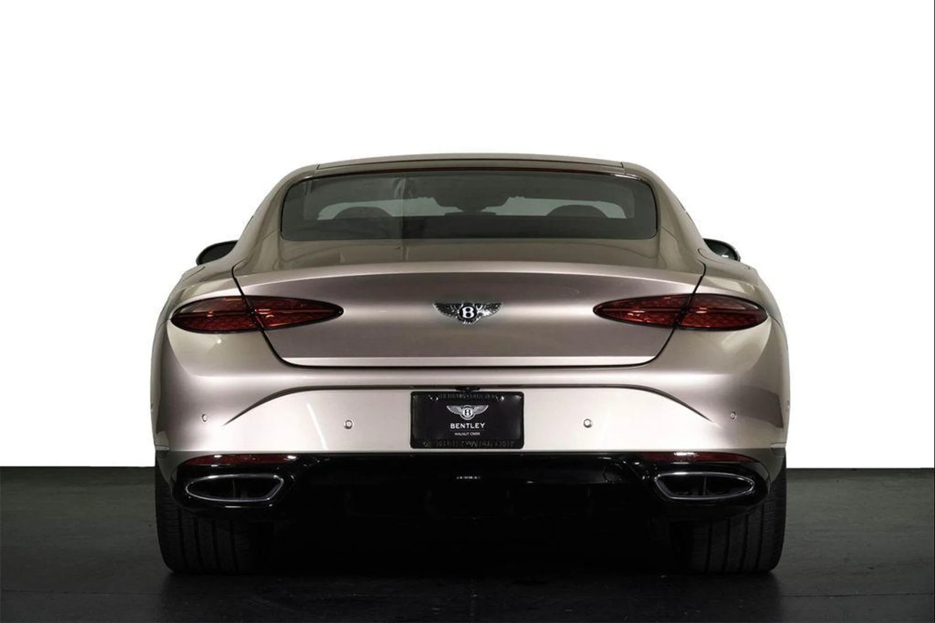 mph011_3276402418_Lk9_X5_L6_N_Uyr_Lr_B1_QM_Kg_Mfag_I5jg_ca6e6e9ee8