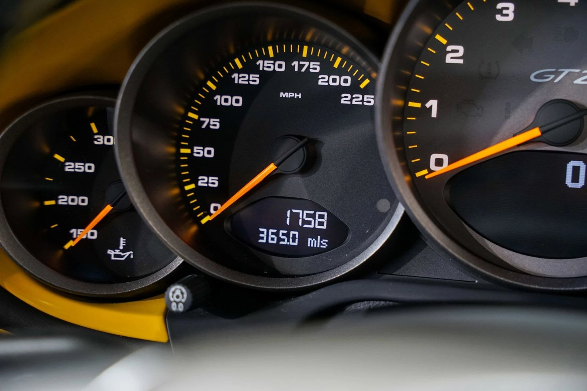 mph011_3278237846_dc0bf5bb7d70d4a512f863844c0175ecx_d62436720b