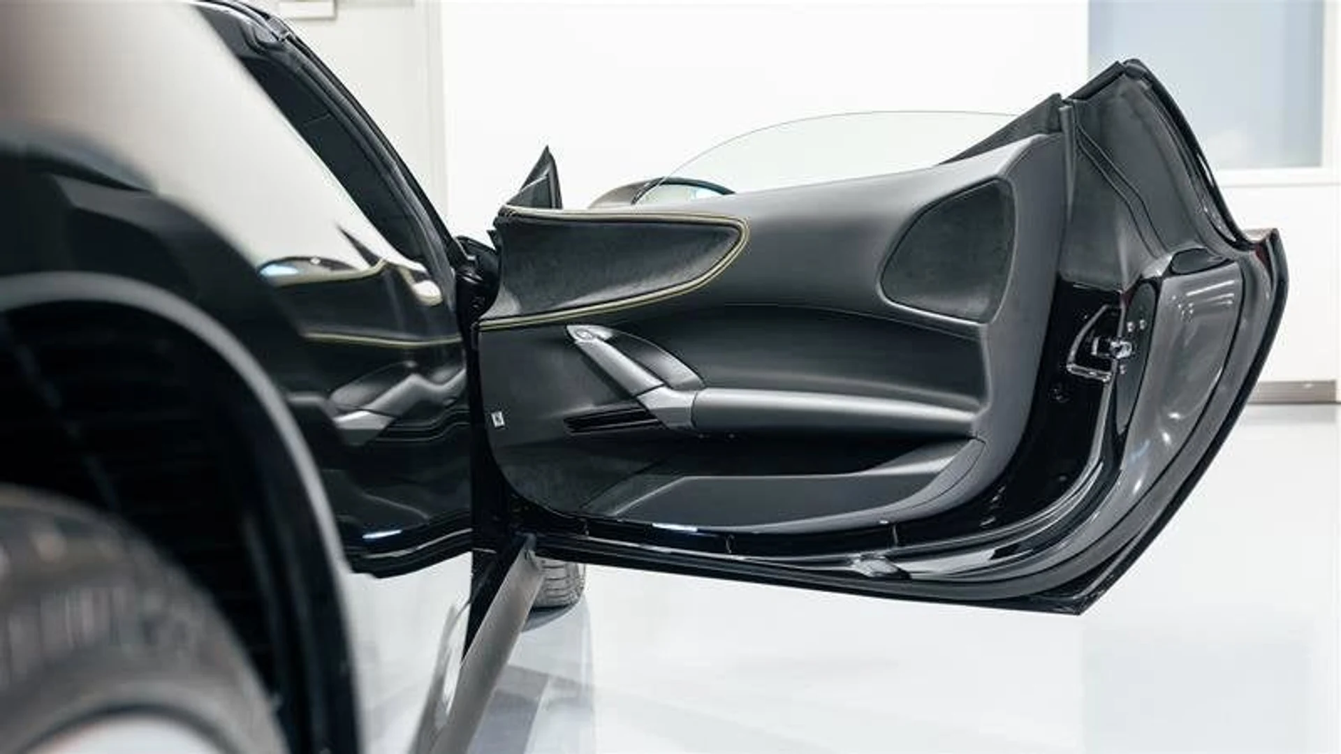 mph011_3278820314_45b5f18eccc643209568f5e8528a51a7_bcb731db01