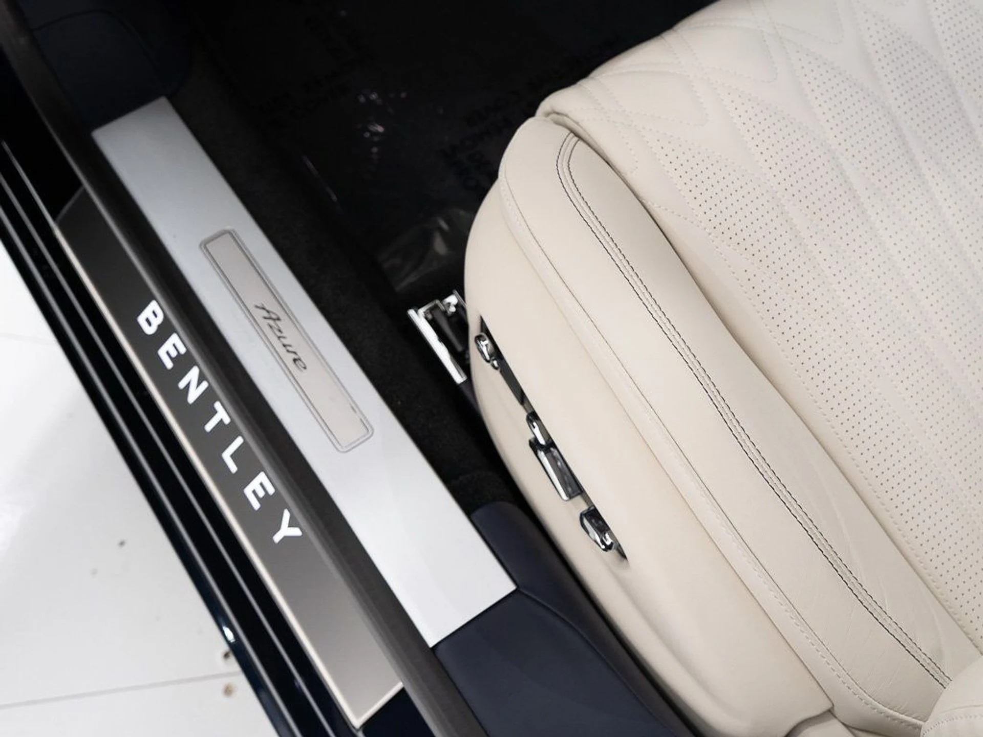 mph011_3281703169_9541522c9d8286b69ac57de32548edc6_8a2f80c97d