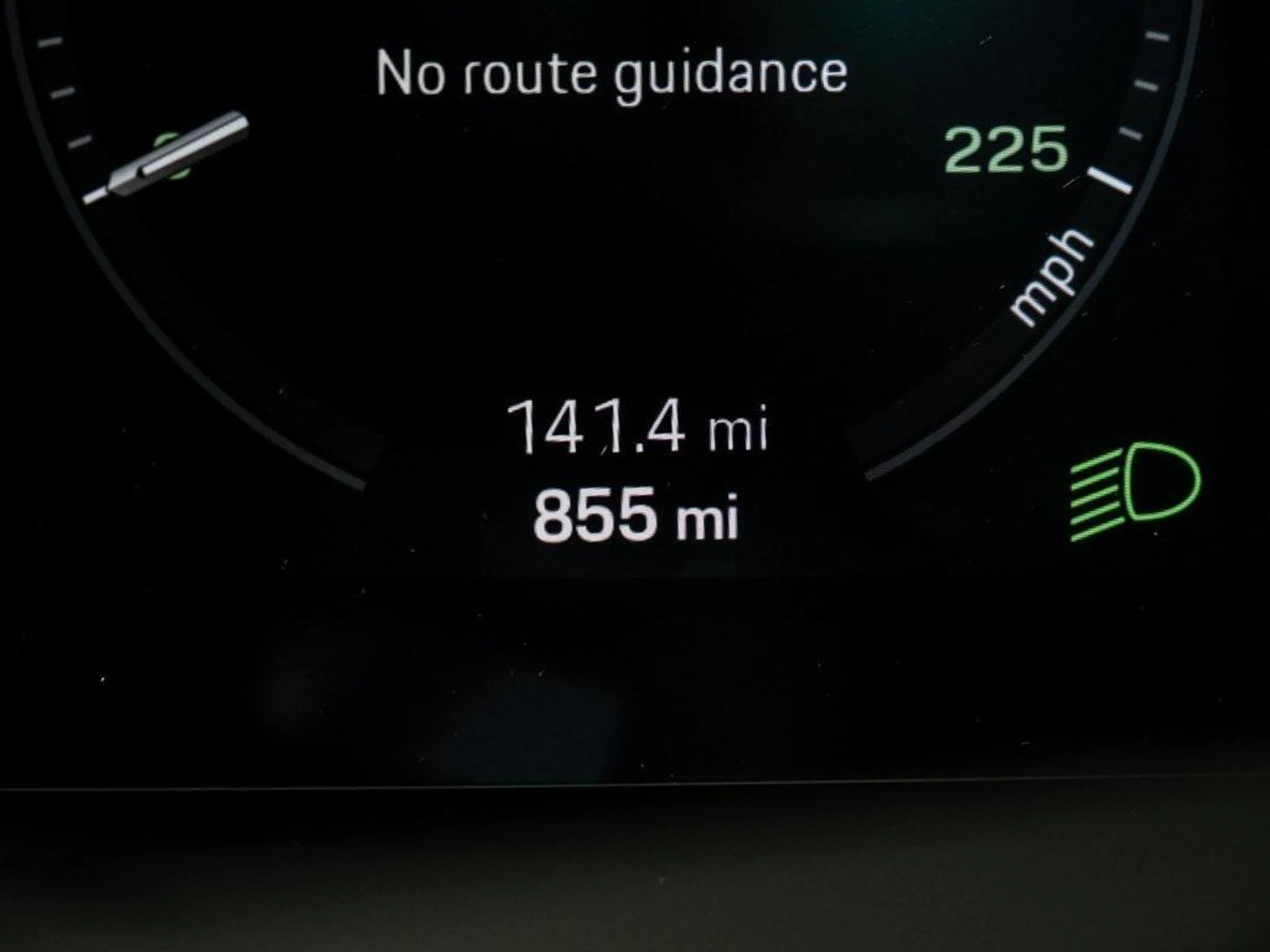 mph011_3284035383_F_Nu6_Oo_Z_Crph_KJ_QU_Den5_M7_UK_8_E_6711cc9698