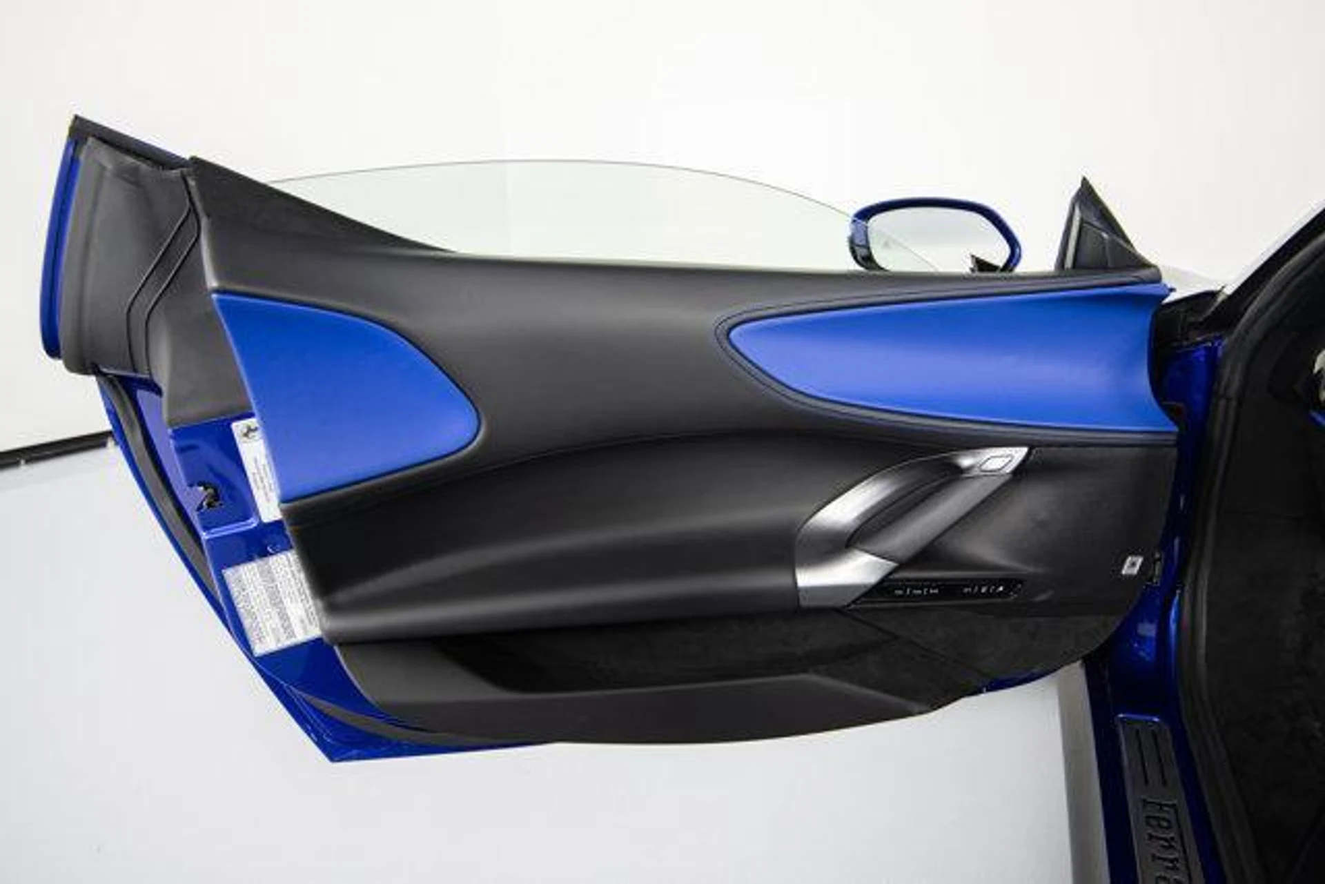 mph011_3285079884_l_IC_Ub_LCBYXK_q_5r_J2u68_Usxbq_Q_6cab0ee0e4