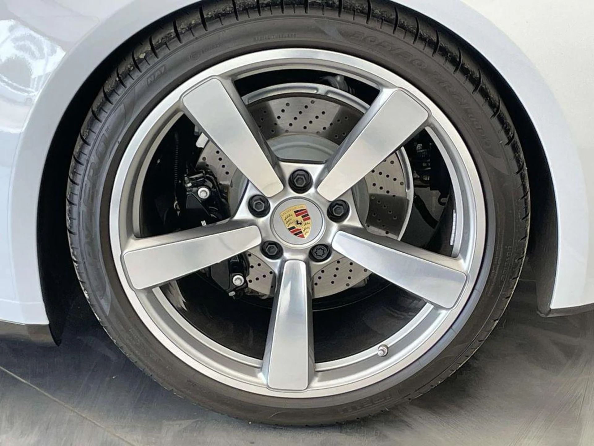 mph011_3286944912_H9h2_Em_B8c6o_Fez_JU_766g_H9_K5_JQQ_d24a8b80eb