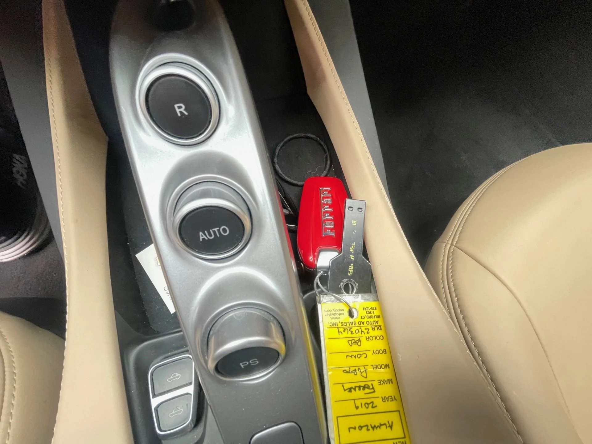 mph011_3296498687_Used_2019_Ferrari_Portofino_1763747011_35cad0479f