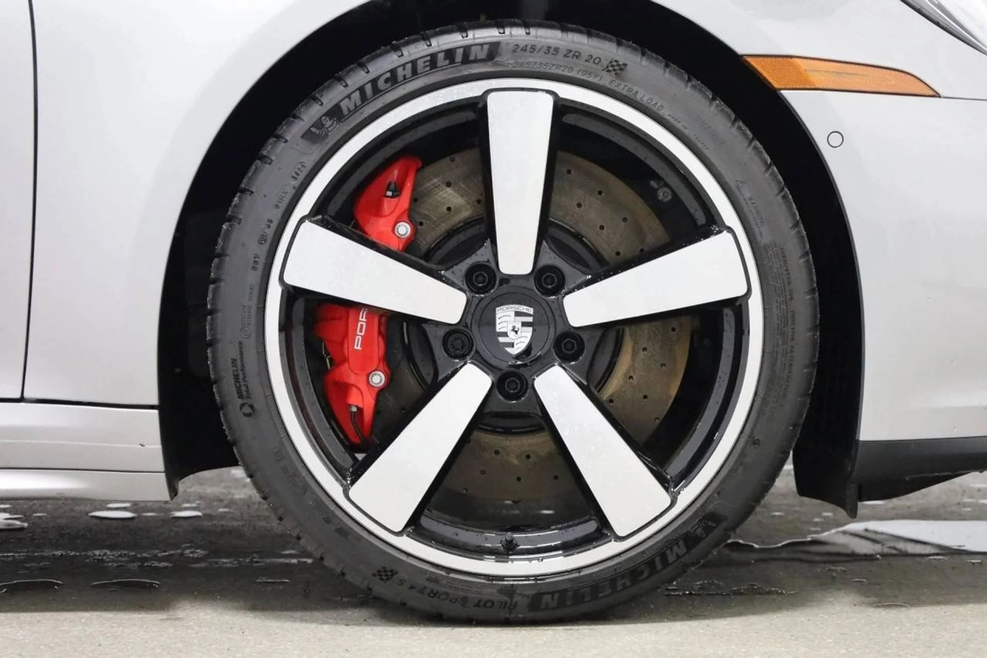 mph011_3305804786_31dd39035d6fc661386e734a6ff0f8bd_bca820db05