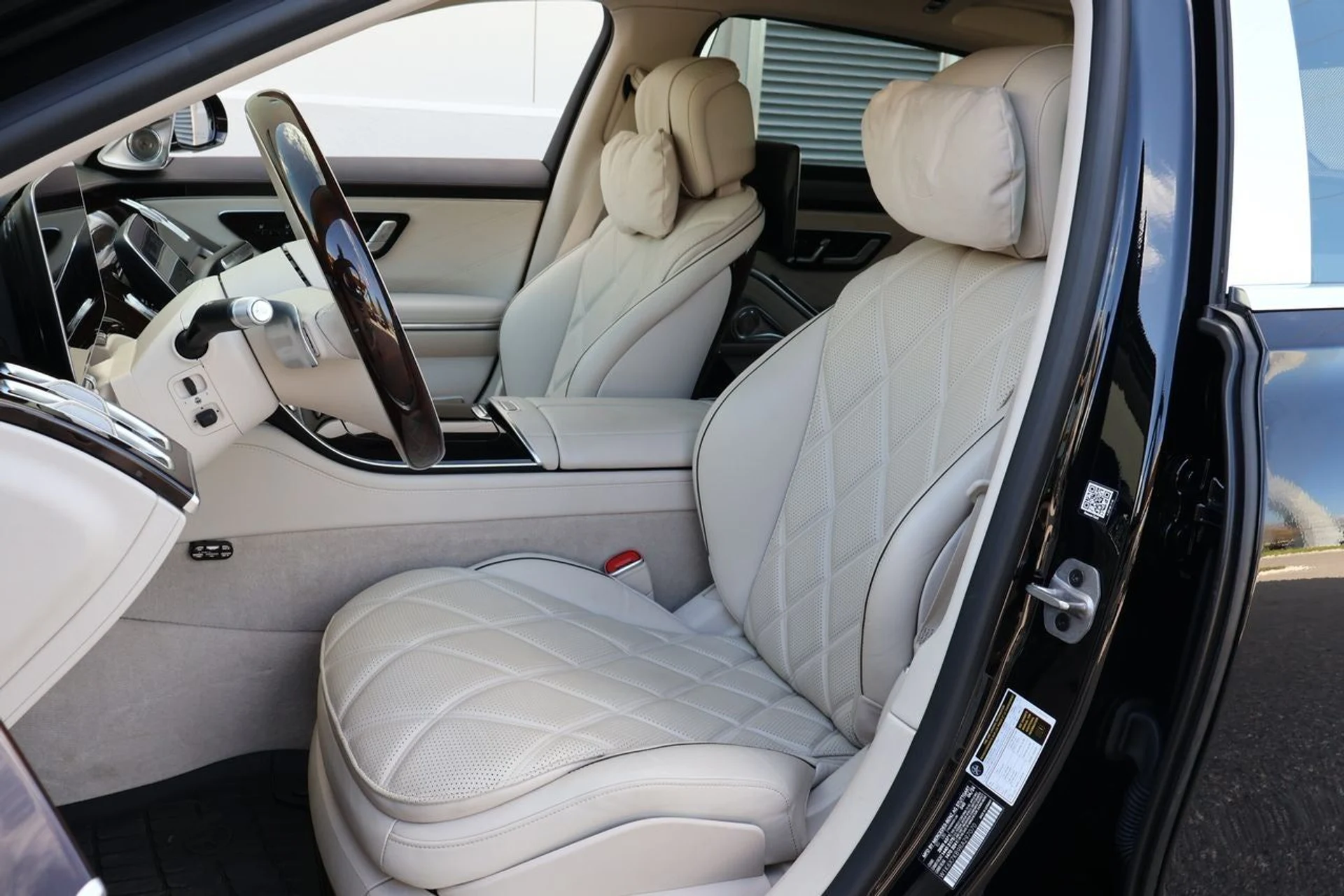 mph011_3311607149_12_36e5488e3f