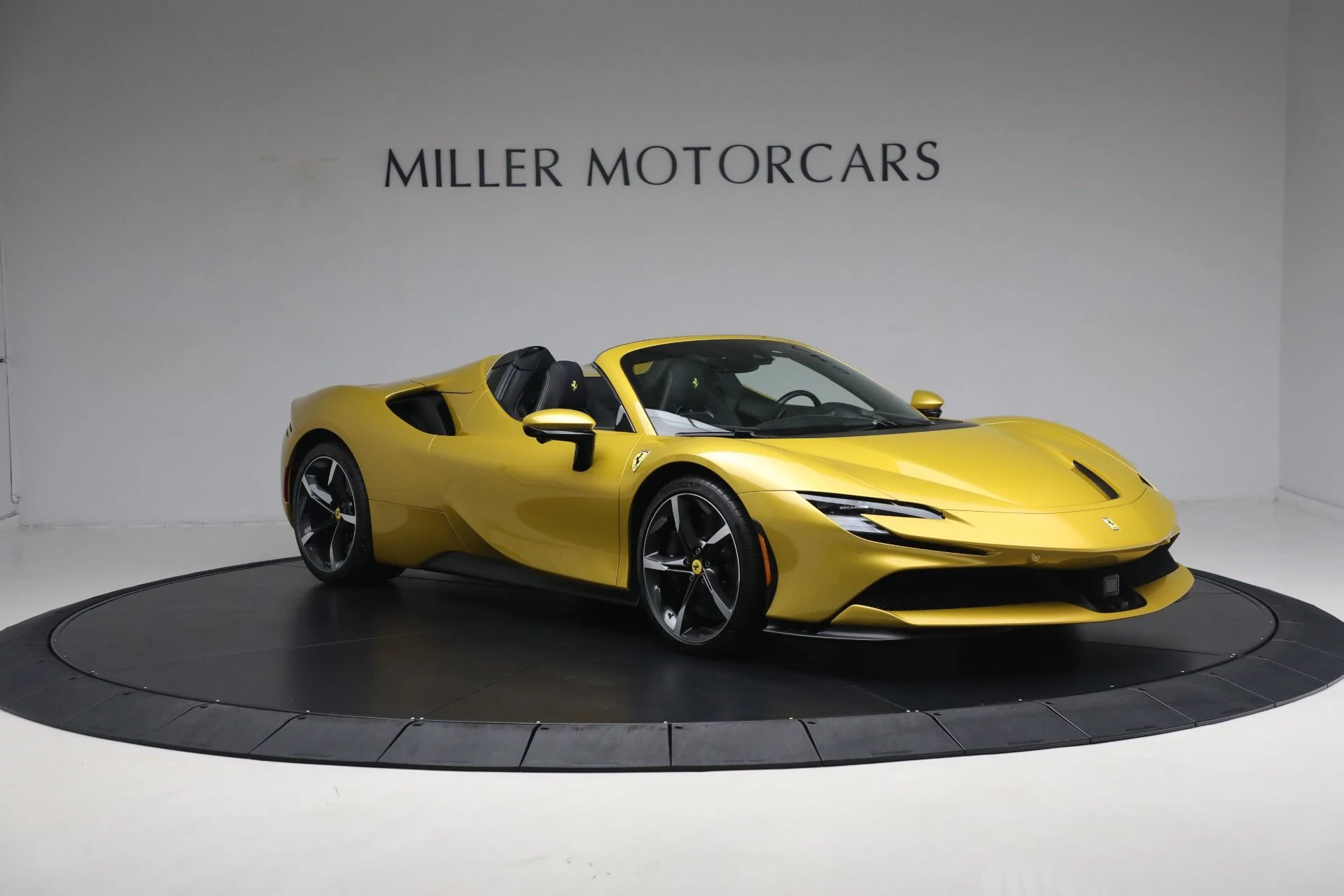 mph011_3312692833_Used_2024_Ferrari_SF_90_Spider_16d3a37627