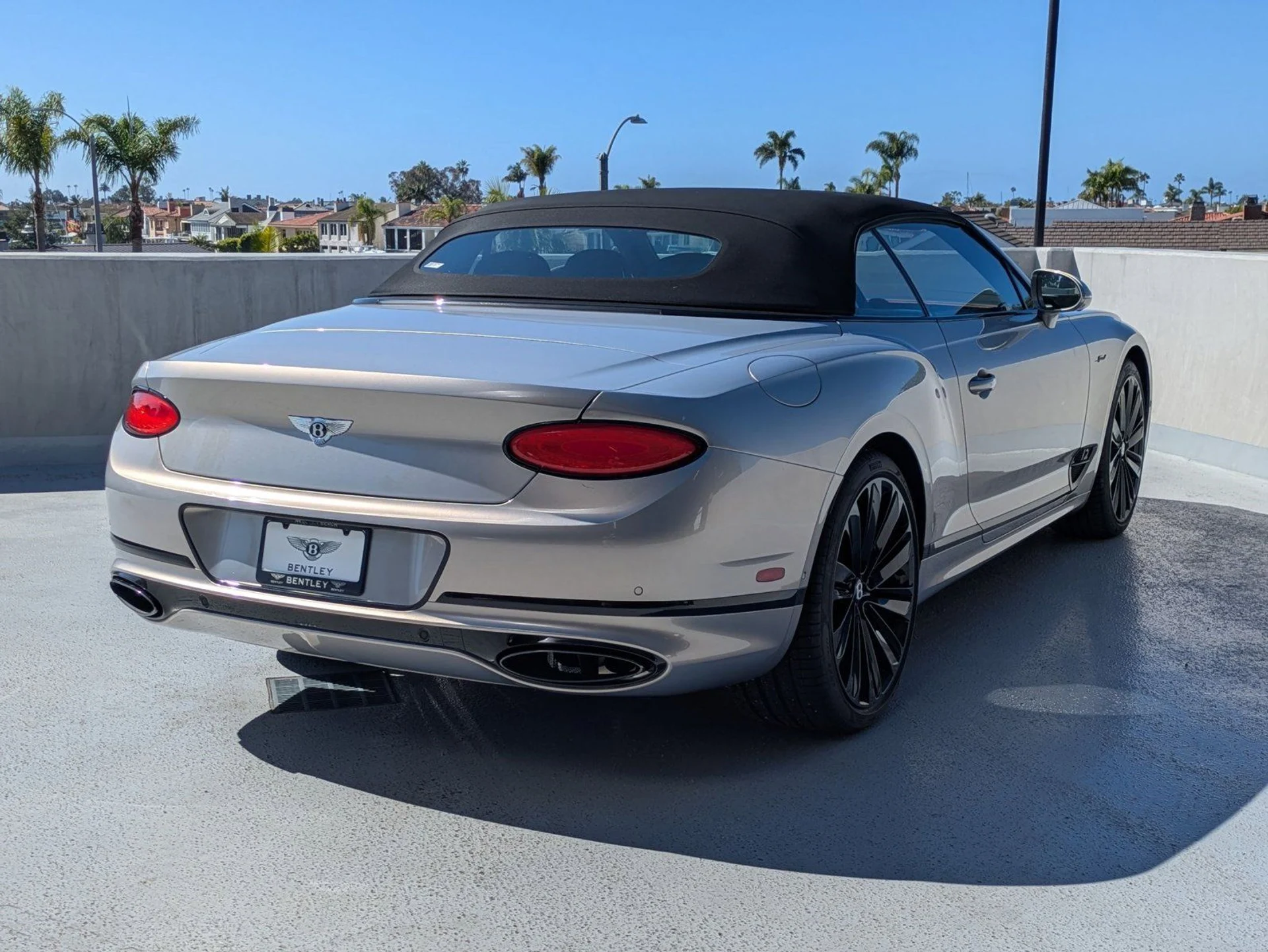 mph011_3326087959_2be70662165d3387b1d1a46af0c4a79dx_fe4c757349