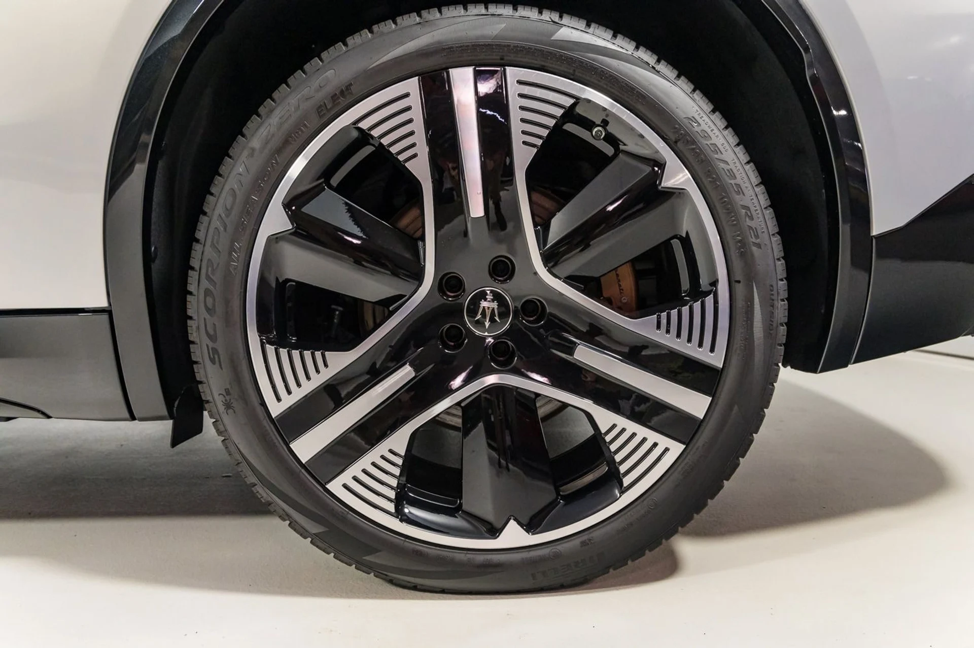 mph011_3333497451_4dcb58ad266c470fa9d7b1077c302bc0_70ae1bd388