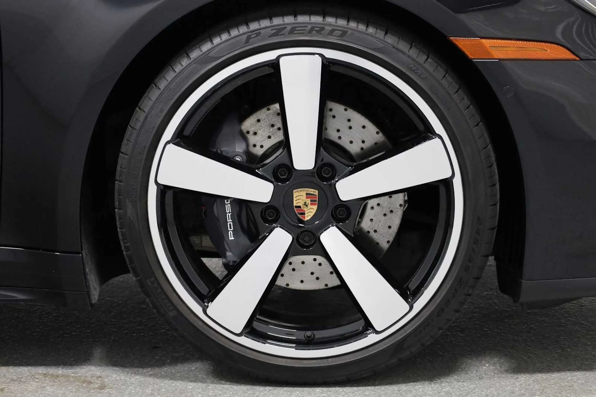 mph011_3333595465_9a6f1467bf765c678a623c4646b49156_367968fc11