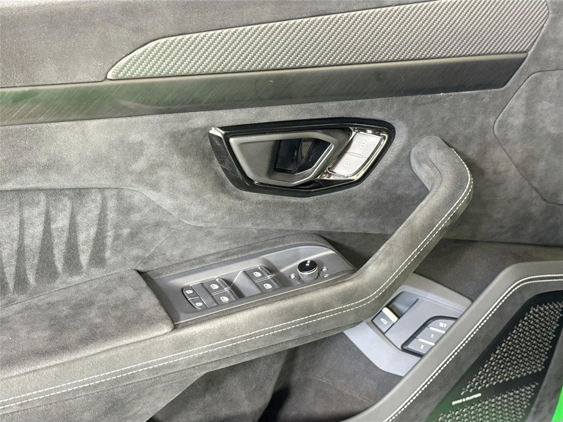 mph011_3335560629_676b30a3f9dfb67d3f65b814c83bb5e7_3613500a98