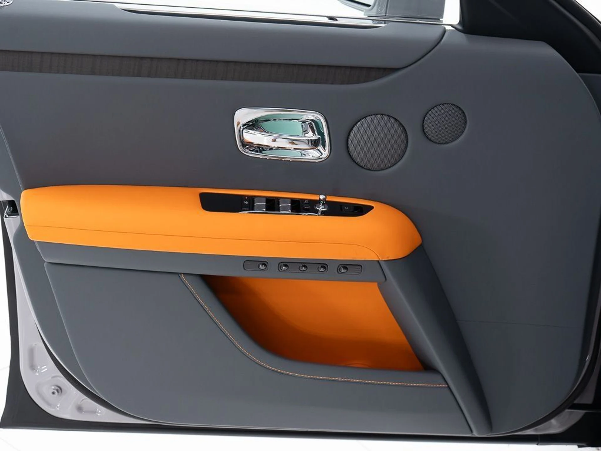 mph011_3336753646_321033f24779695155bd14c86aa690c4_28e498db5a