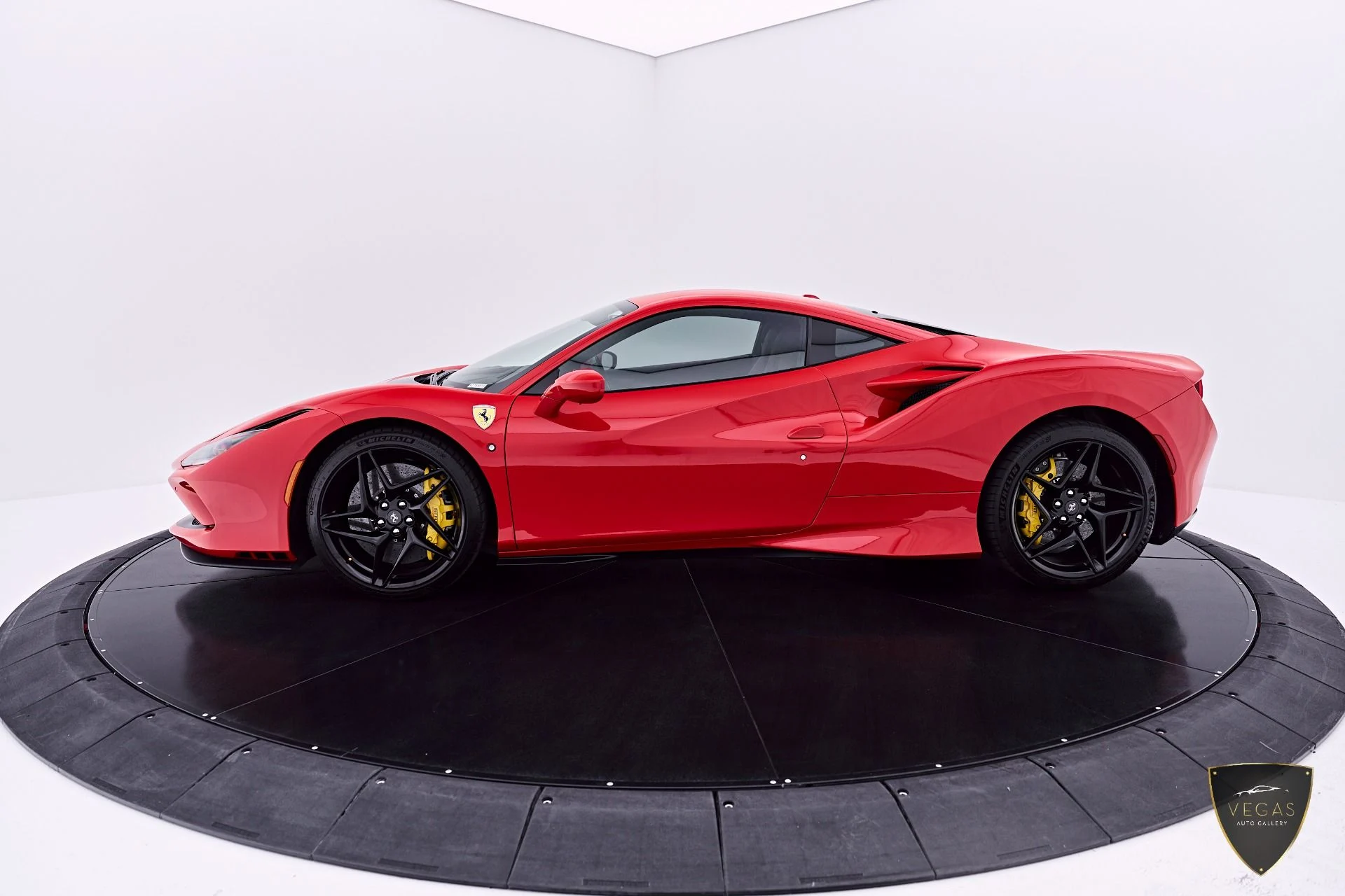 mph011_3341366318_Used_2022_Ferrari_F8_Tributo_Base_1783506997_ca297765c7