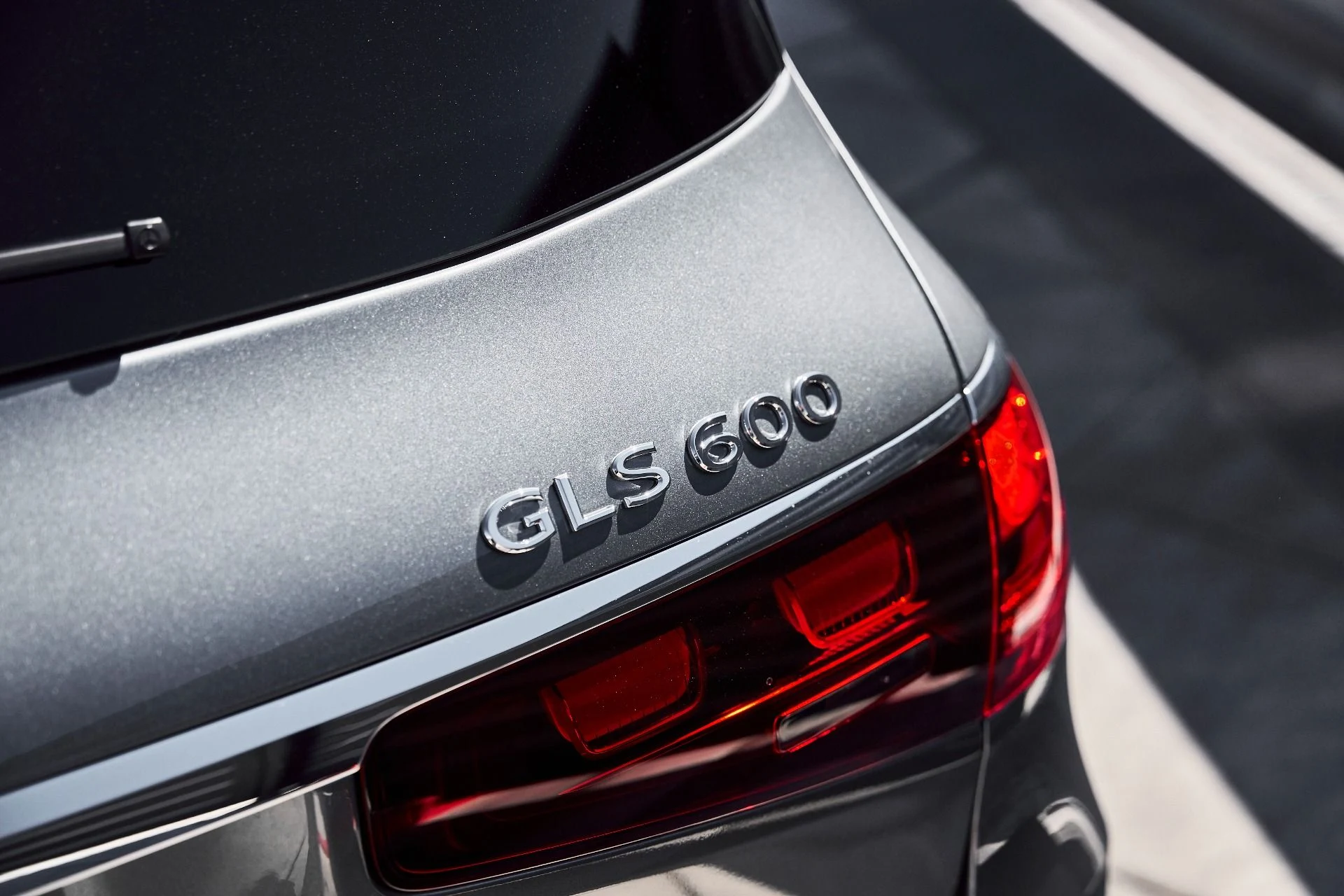 mph011_3342869332_Used_2026_Mercedes_Benz_GLS_Maybach_GLS_600_1776125255_16776eeb25