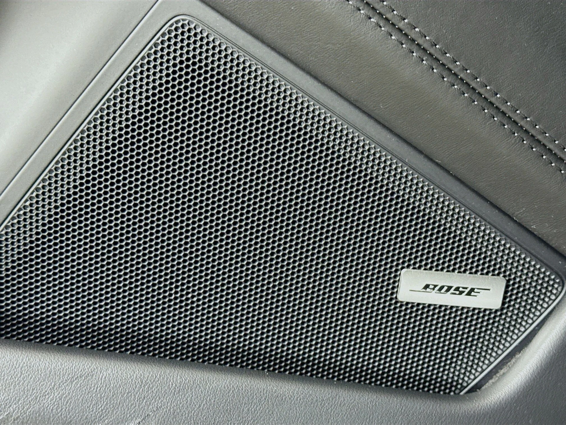 mph011_3345872841_ac9da20872bef5891db3026de1043c3bx_ab23b1c6c7