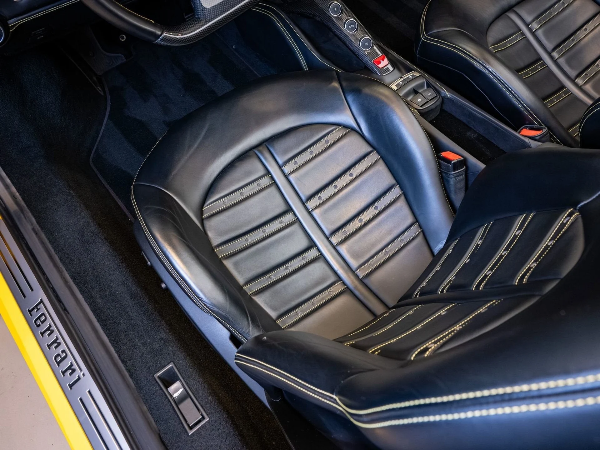 mph011_3350847039_12_c82bddf2b3