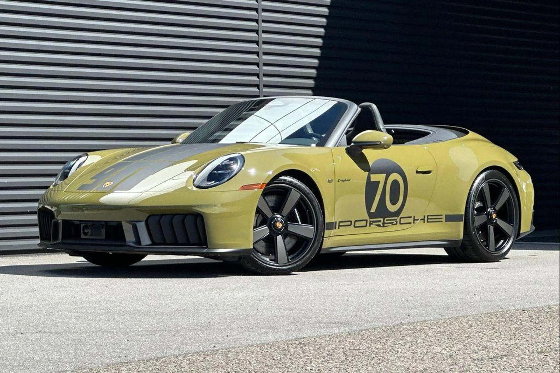 mph011_3352070163_h66_Yvulo_Z1_M7_Gt_Q1q7g_Bwar9_B_Js_b5812ce150