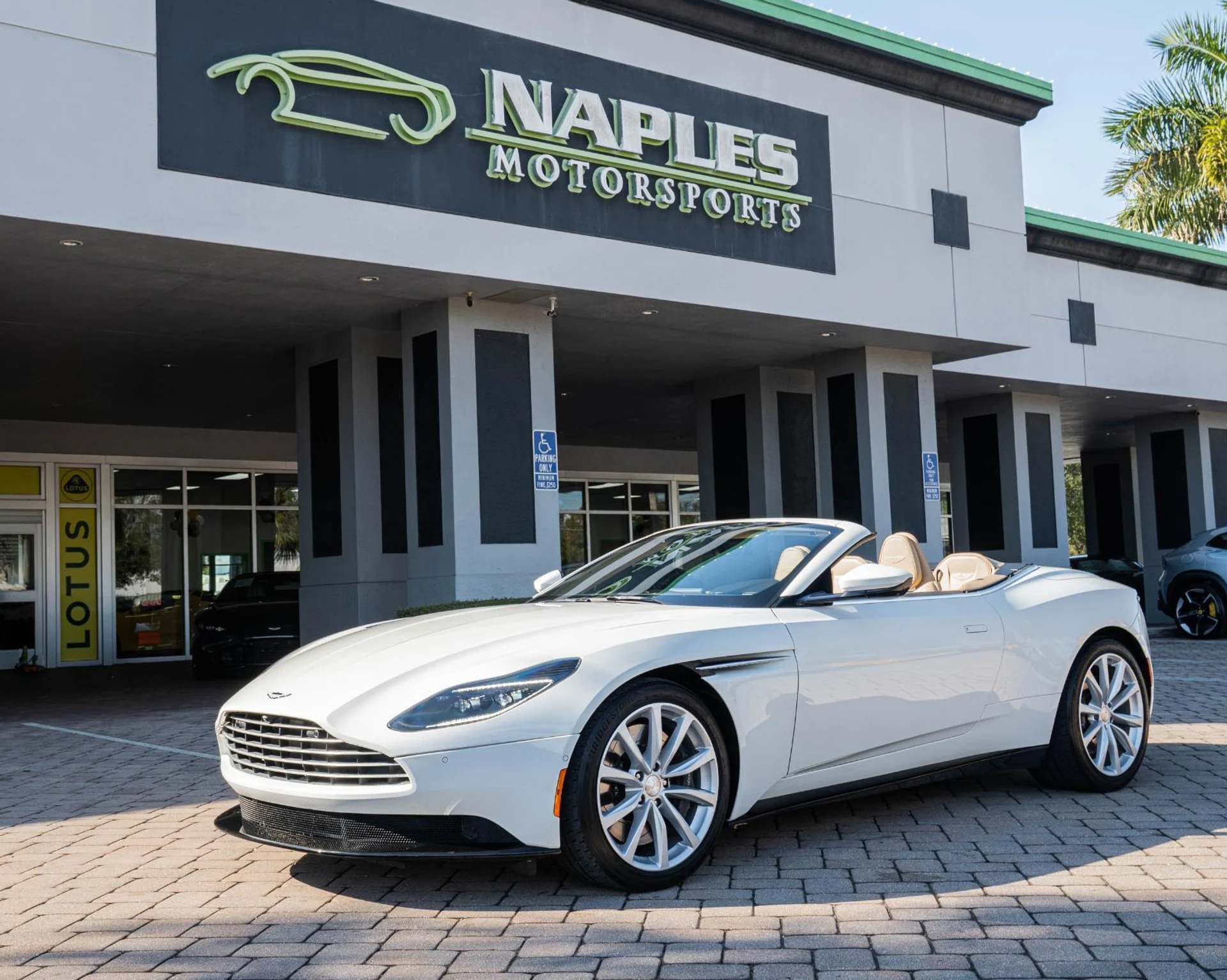 mph011_3352650639_Used_2019_Aston_Martin_DB_11_Volante_1769250090_ab537ed013