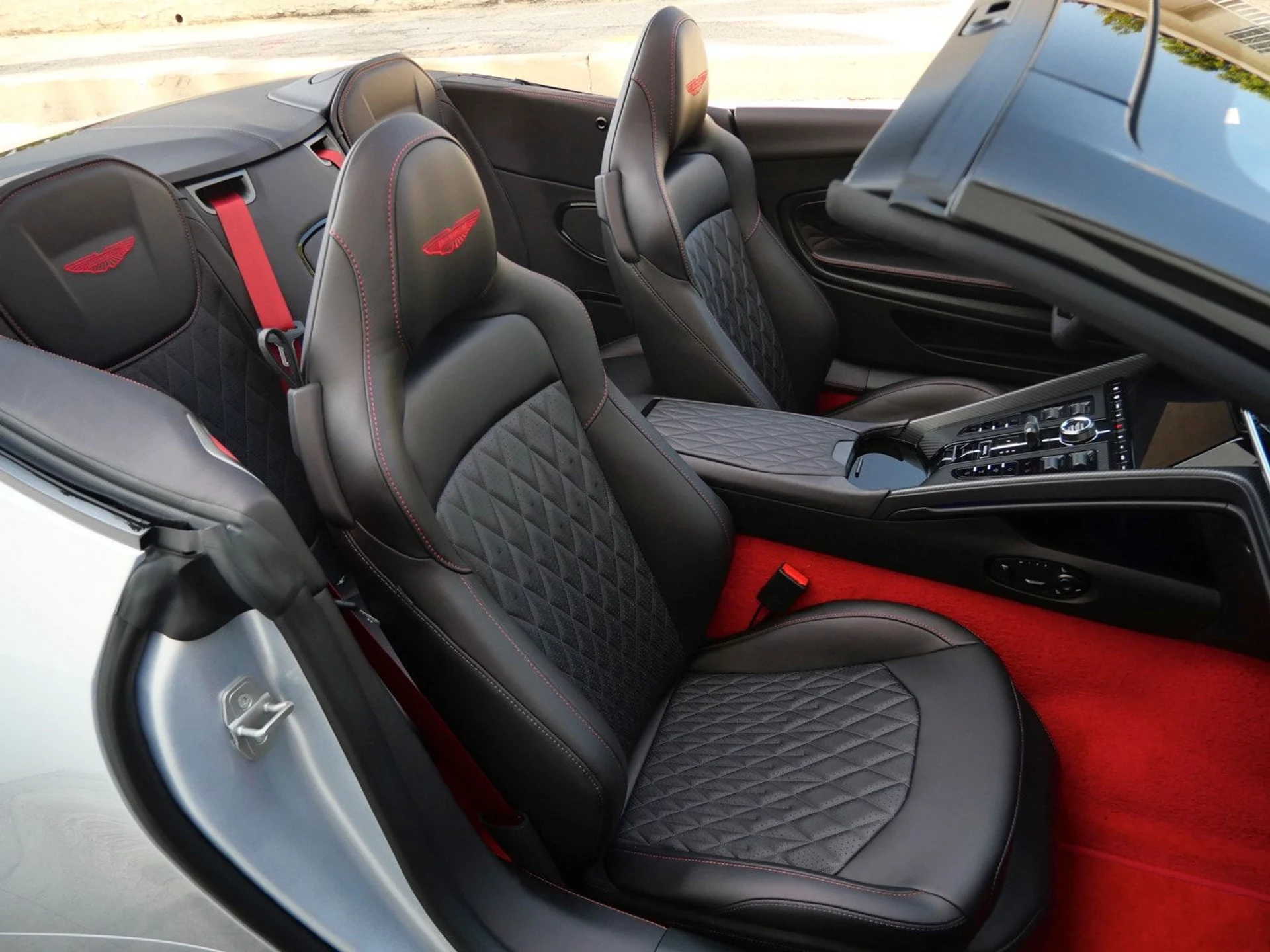 mph011_3352993749_4e0000dc50c7440d9a7d94975921aacc_8be329912c