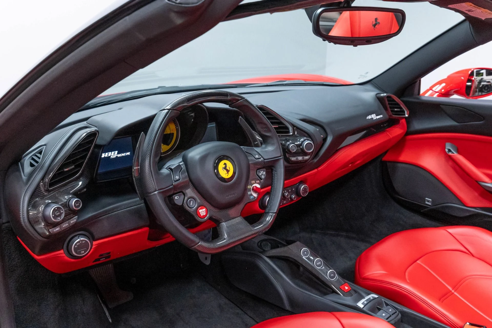 mph011_335400650_Used_2018_Ferrari_488_Spider_1786656638_91ea3edece