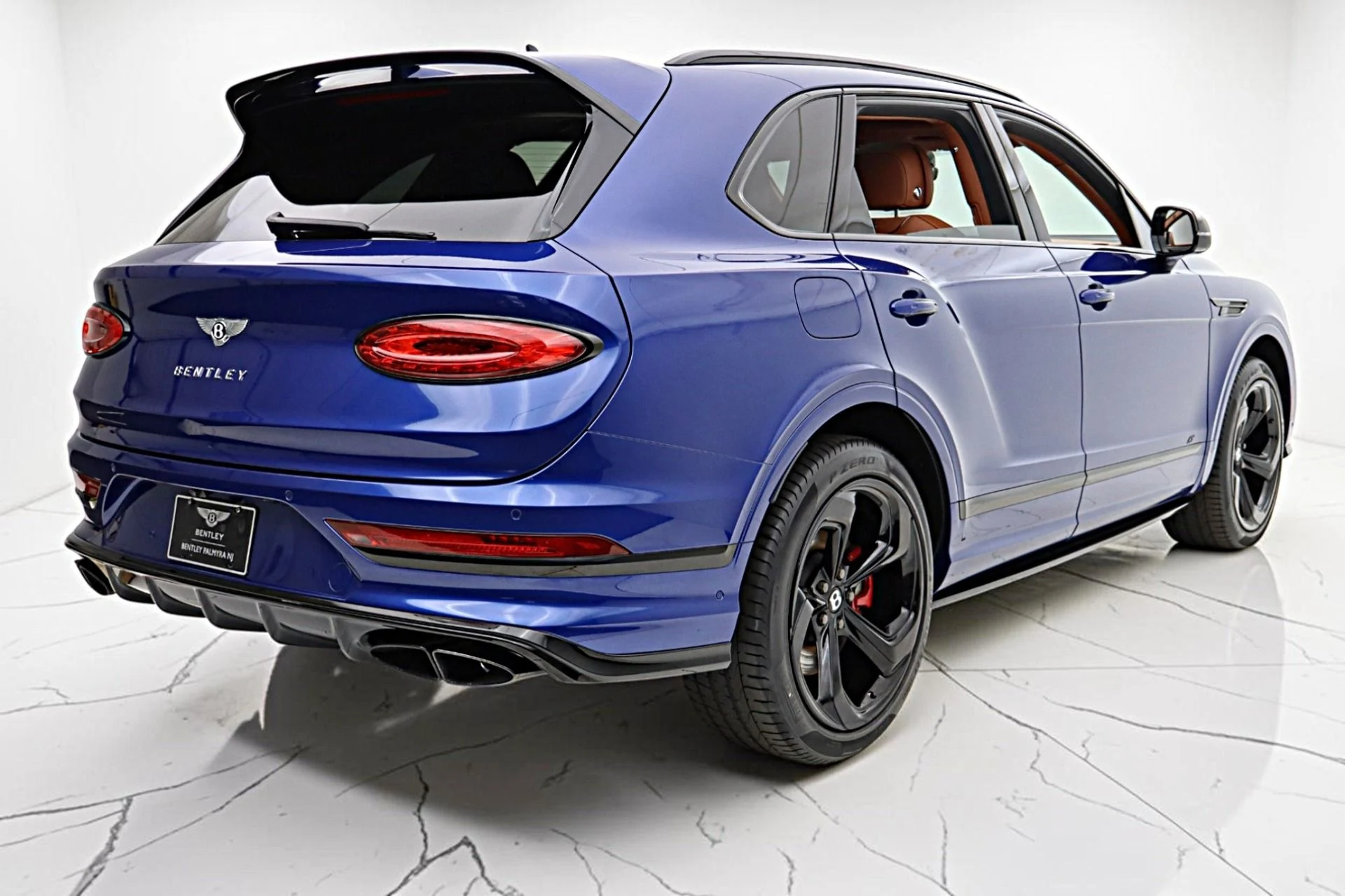 mph011_3358312919_Used_2022_Bentley_Bentayga_S_V8_65a7ade4ee