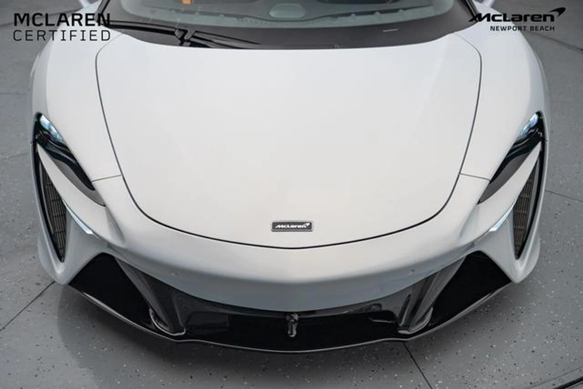 mph011_3361841071_rwsqn_AE_Ay_Rm_LF_Hgr_B_s_V_Yr_Law1_M_2bc9b530c9