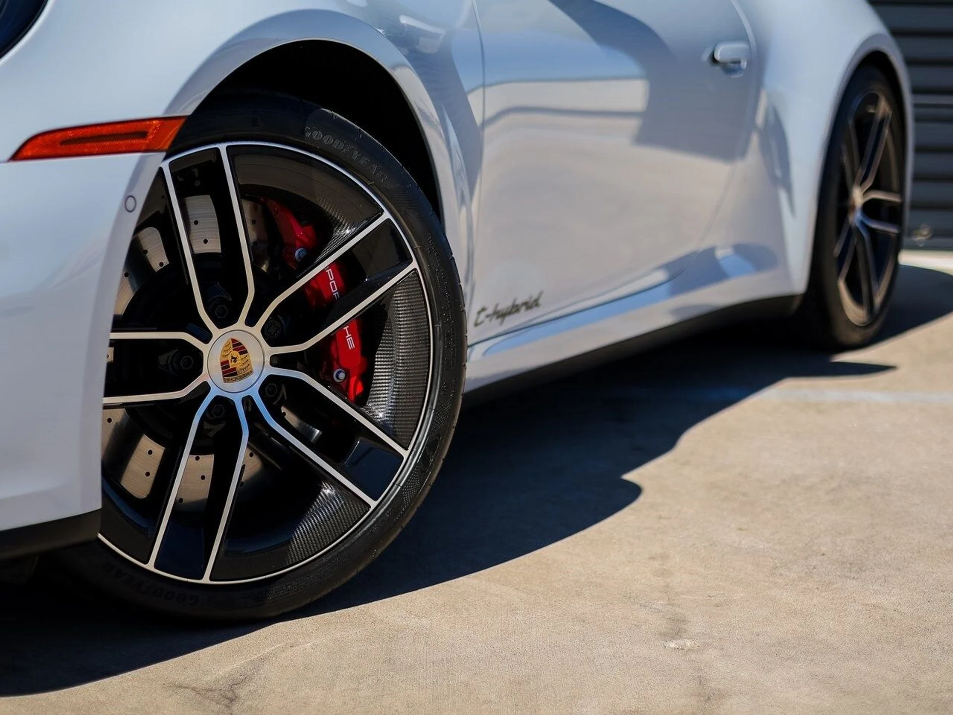 mph011_3362702632_32b120ec4d24e3f62ca14f2df6e68637x_c57a283d88