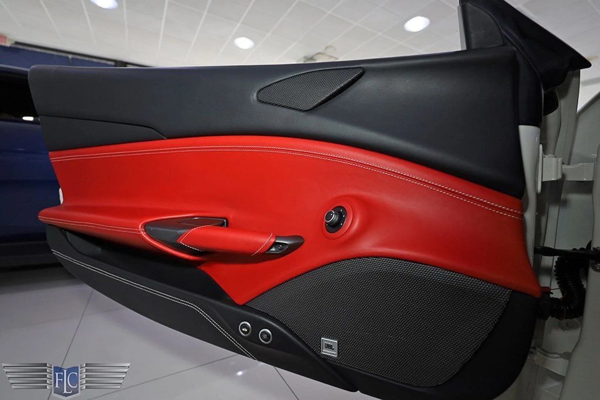 mph011_3363896661_used_2017_ferrari_488_spider_convertible_6305_22875072_12_1024_de8ea61c34