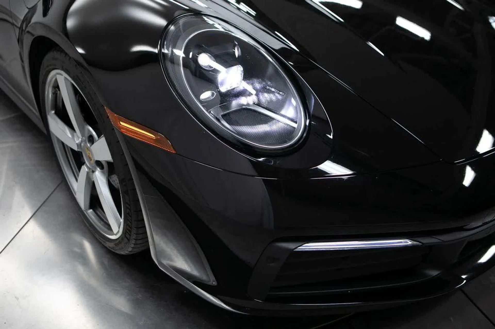 mph011_3365867497_Xfy_Y_Jty_Nqf_Lm_LW_4_K_Od_Ws_TL_Rcd_M_2cad2710ab