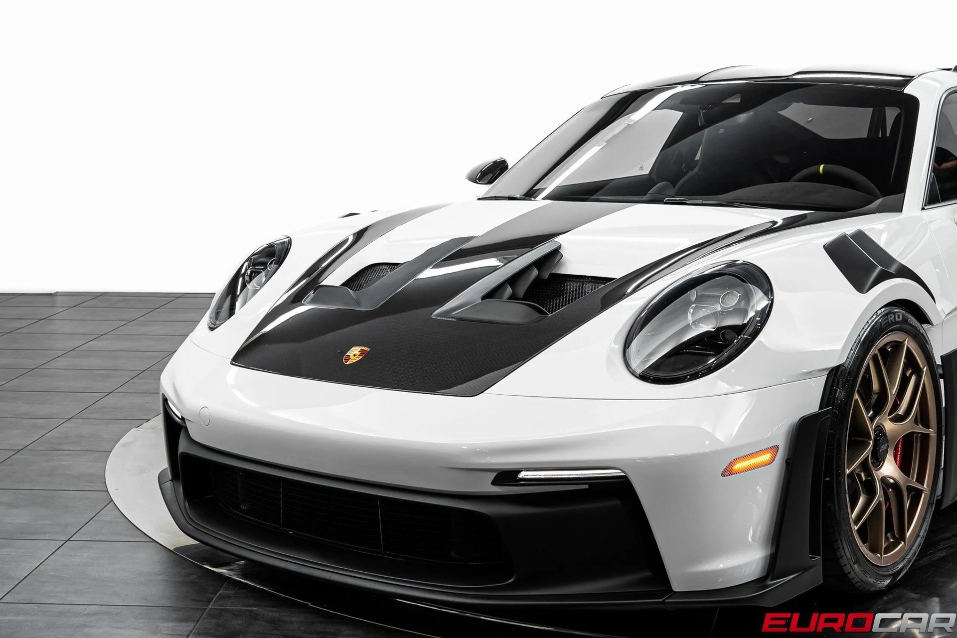 mph011_3365988933_image_12_e47153ec28