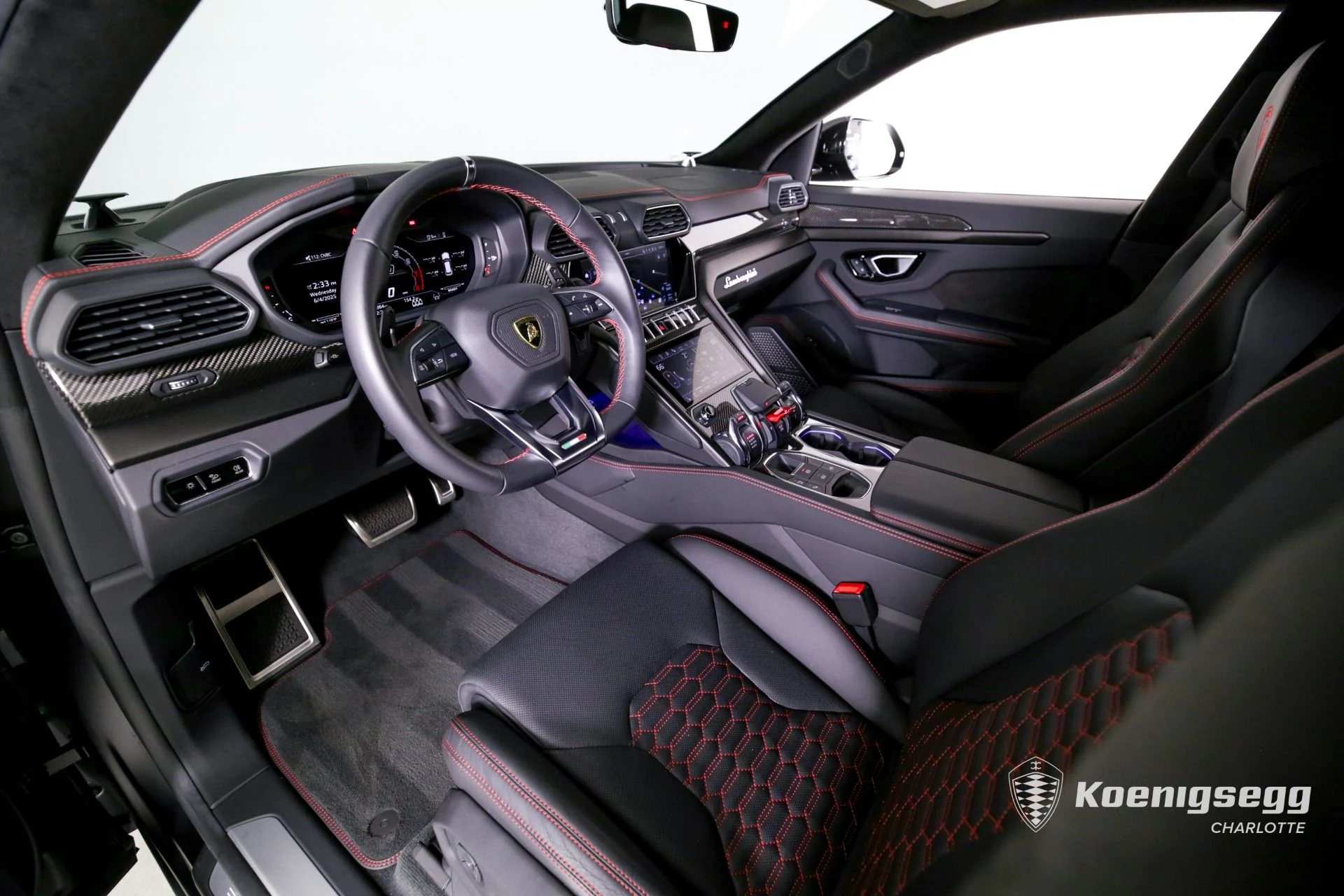 mph011_336621218_Used_2024_Lamborghini_Urus_S_1761085522_23ad87096c