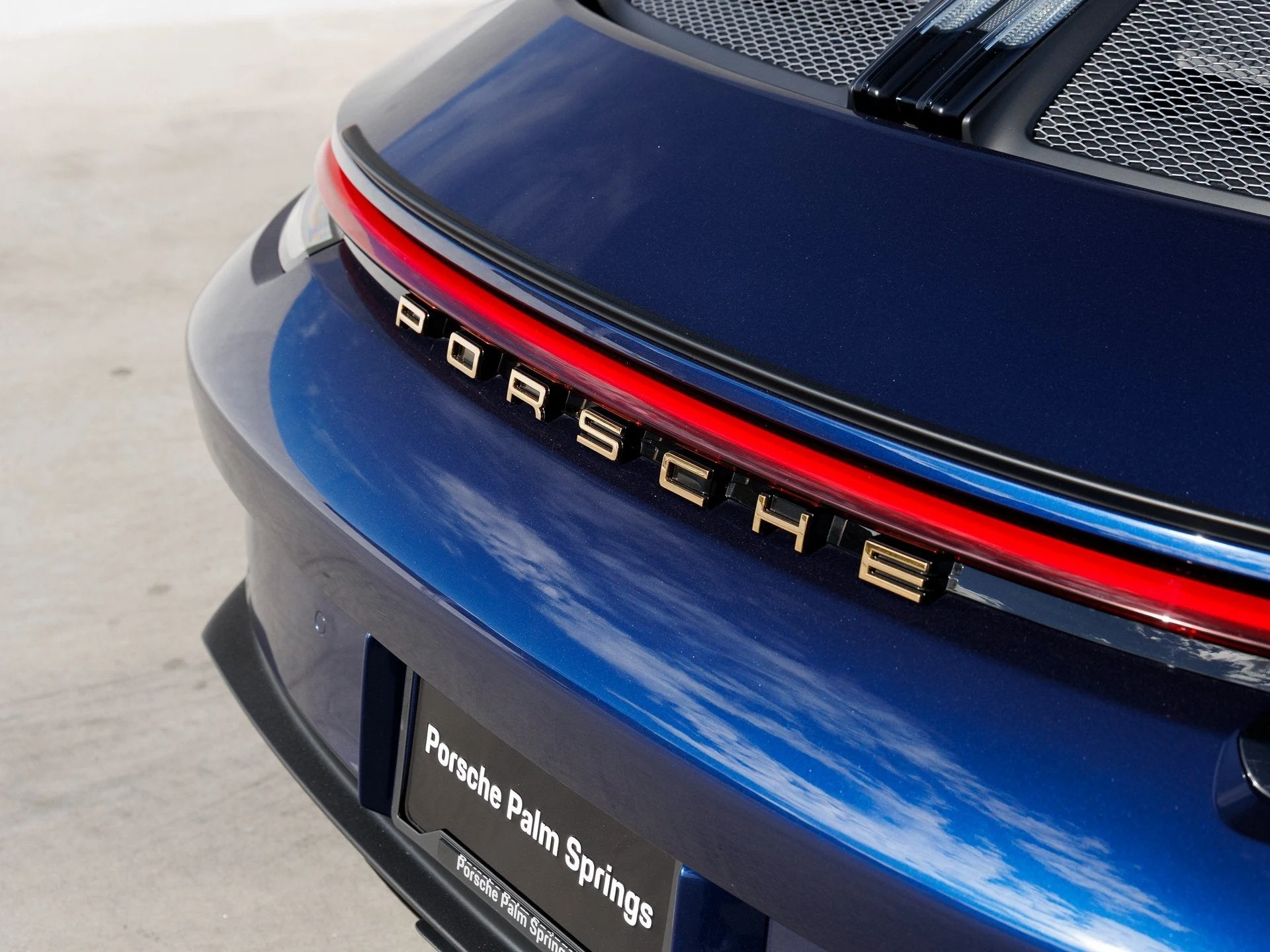 mph011_3371649201_12_5ee778af4d