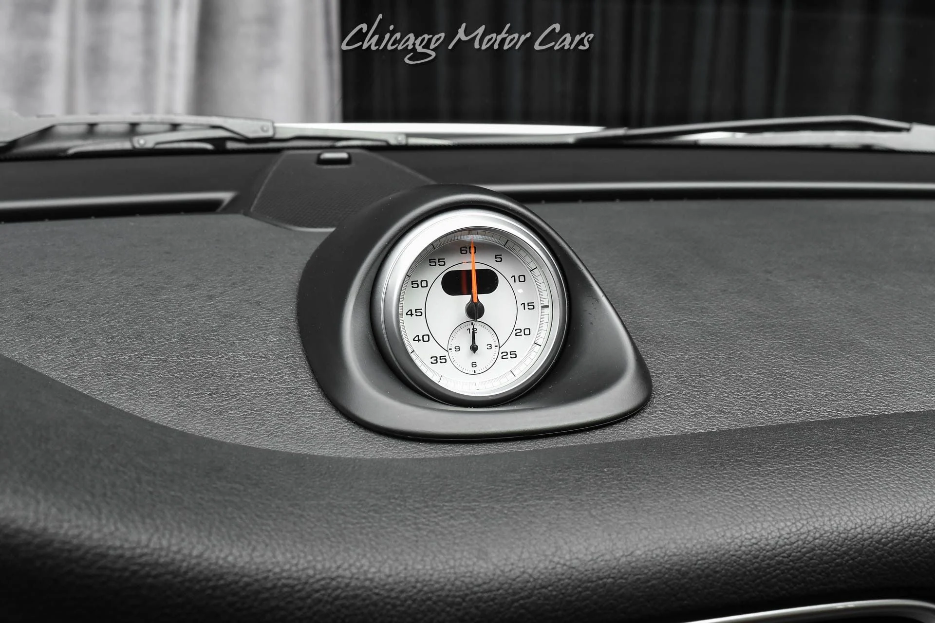 mph011_3372195997_12724_p12_l_82df6bec23