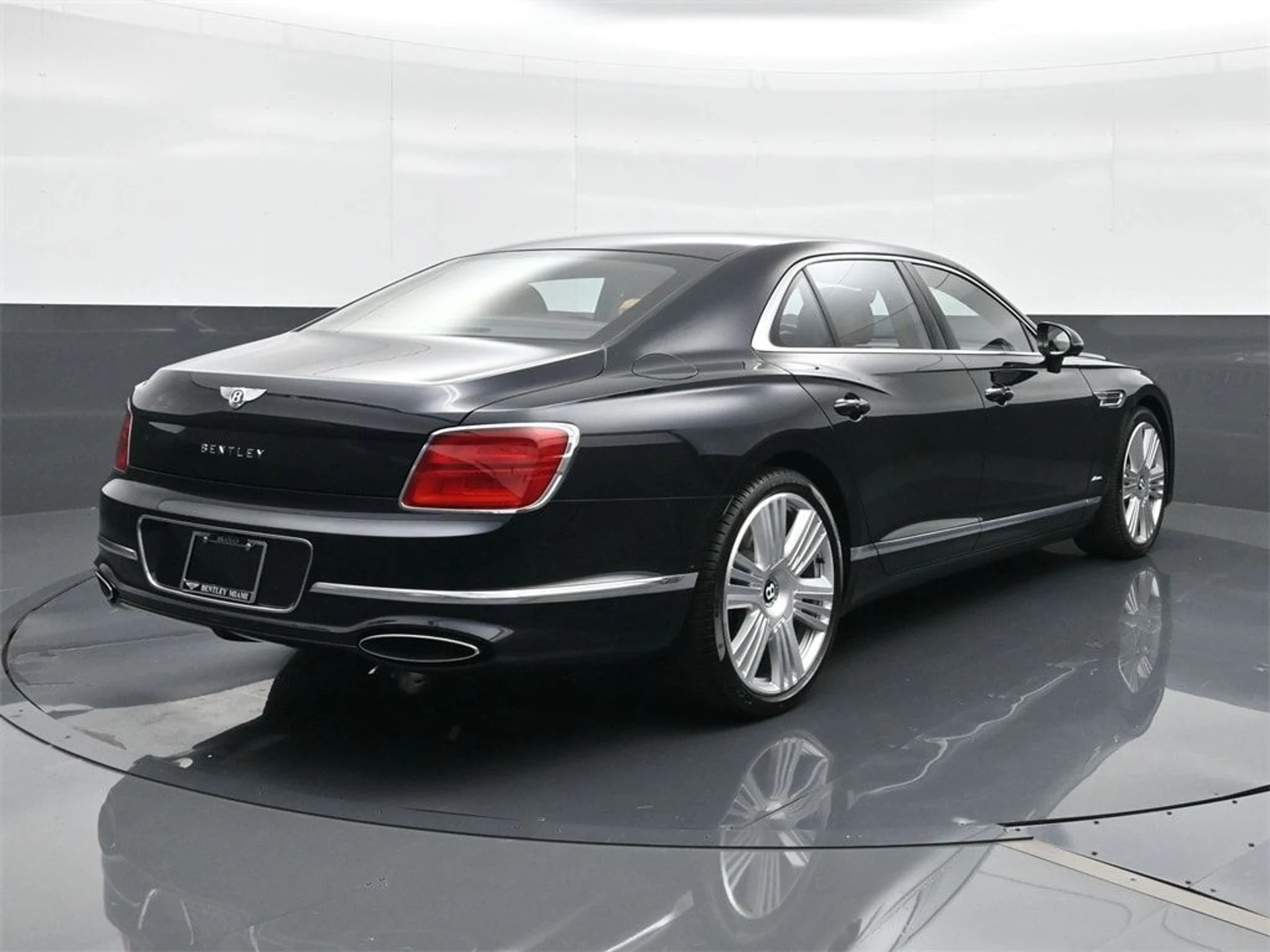 mph011_3374397745_4c586fa8f9d760cb499878796f69a702x_7cab578223