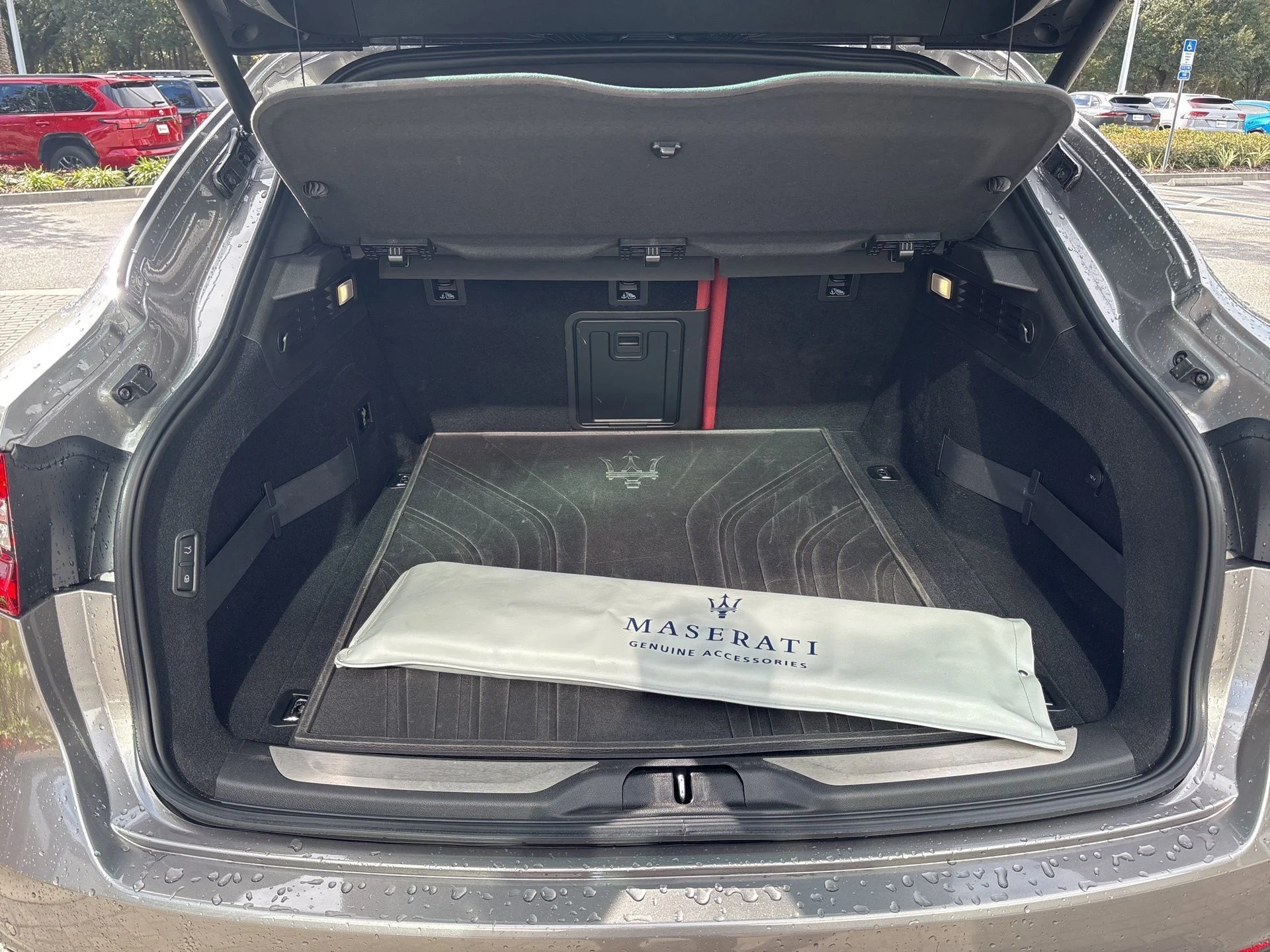 mph011_3380768615_d3d3596ccc0d408a963d620bb542f163_34218758cb