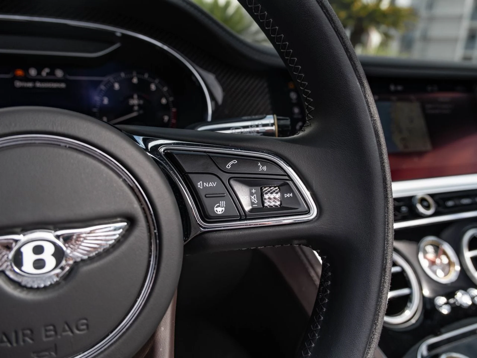 mph011_338109615_cba7f7e85b7c8e205aa091d9b54dfcfbx_bc310099ea