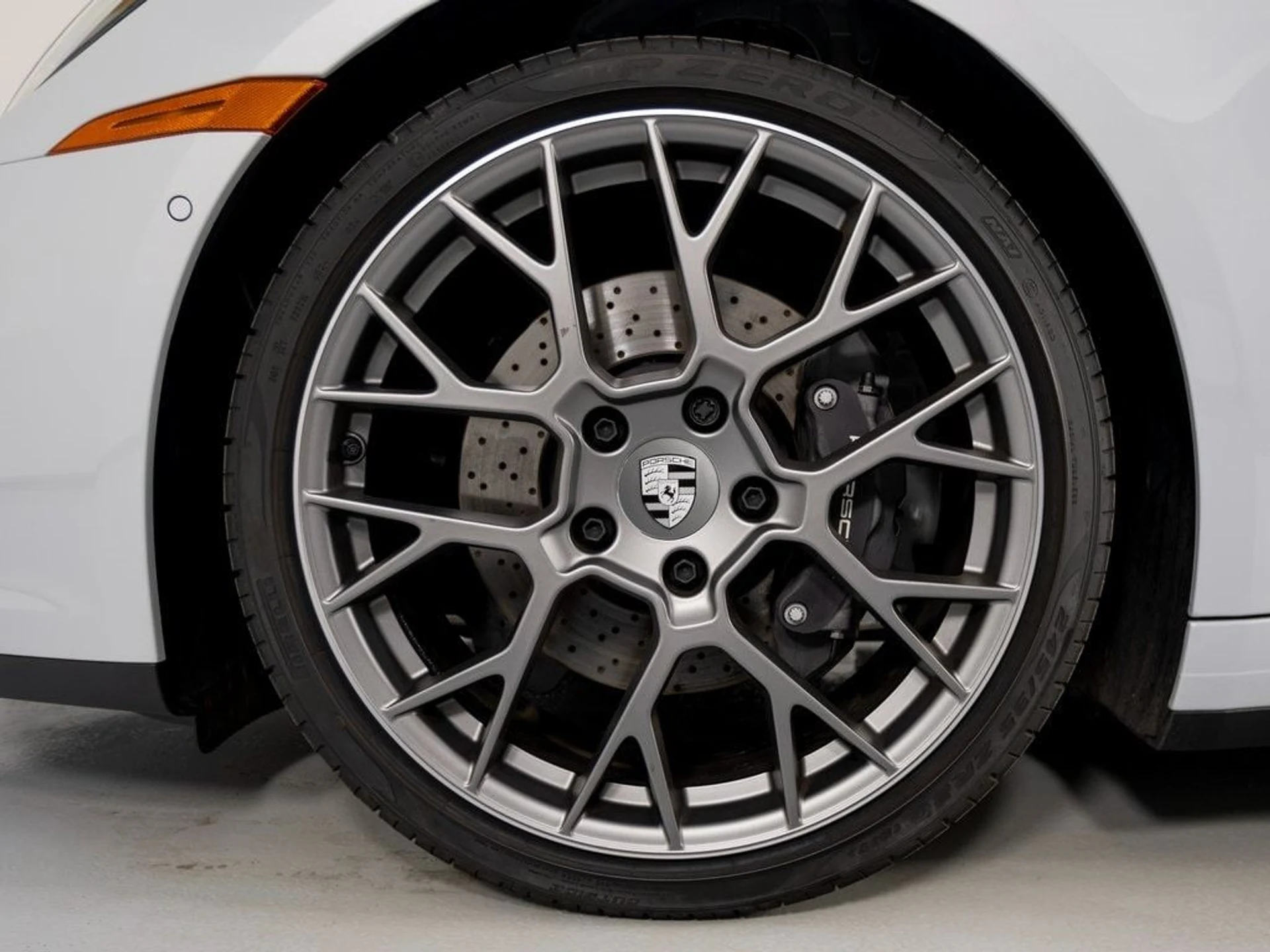 mph011_3382066118_0203a5a73ac703ccb7b2b1b0d5d5b97cx_6ed2e012dd