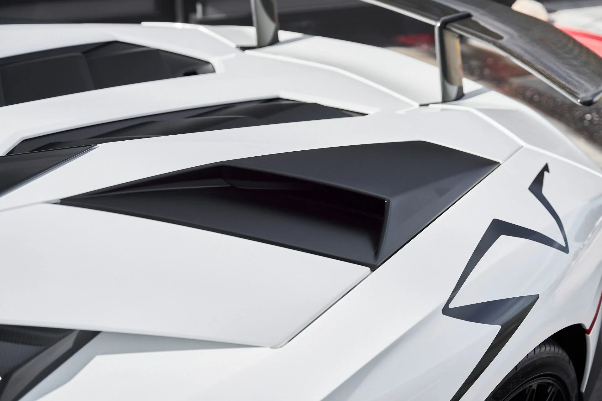 mph011_3387910567_Used_2017_Lamborghini_Aventador_LP_750_4_Super_Veloce_1768358647_2889877d24