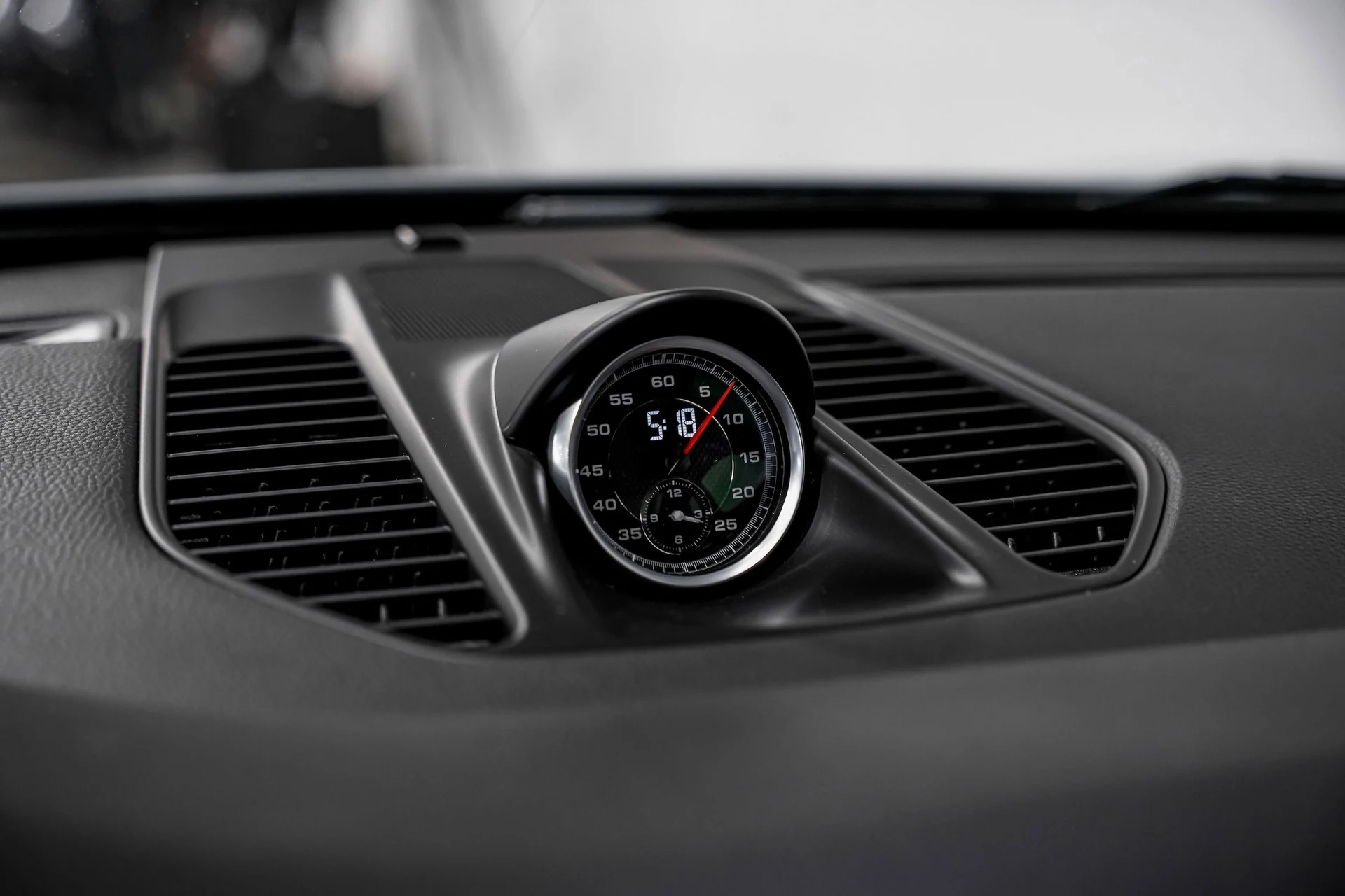 mph011_338880702_626cb2e914cbca193cc621a655de7386x_271aa70edc