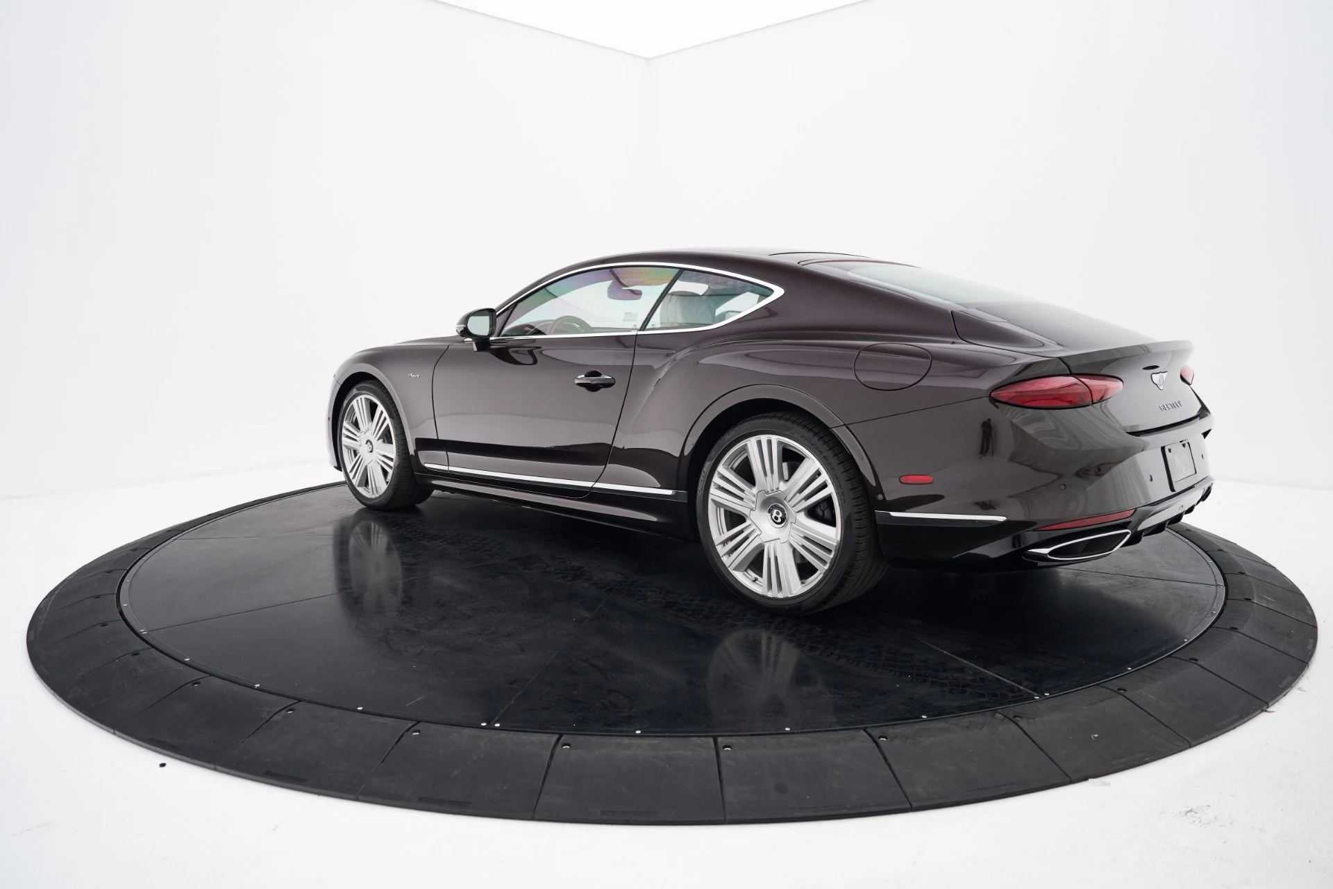 mph011_3388885578_Used_2026_Bentley_Continental_GT_V8_1792608724_7da8ca8c36