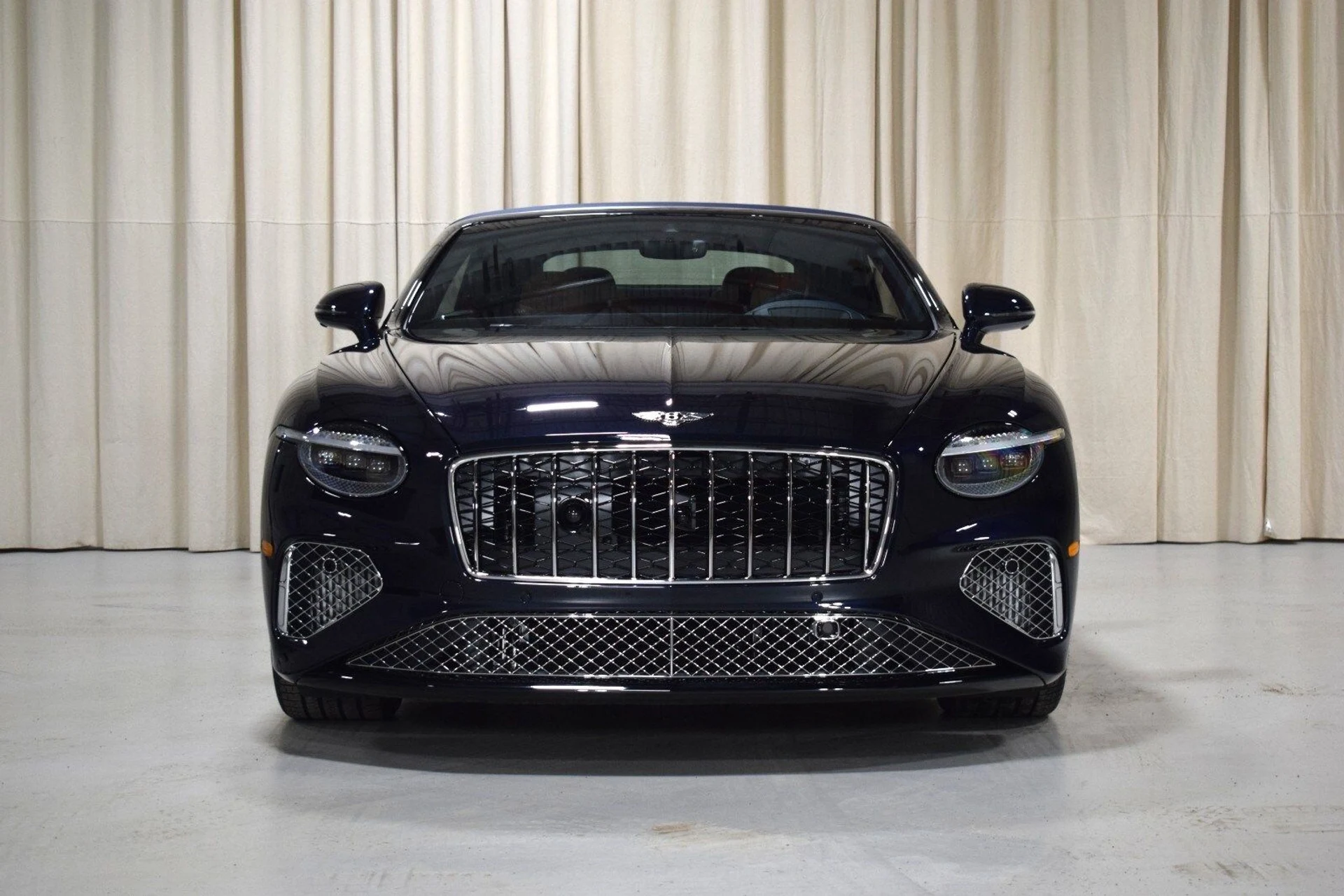 mph011_338998159_2cbeda8e9b010ba77e2f165145e7291fx_2dd67c2d05