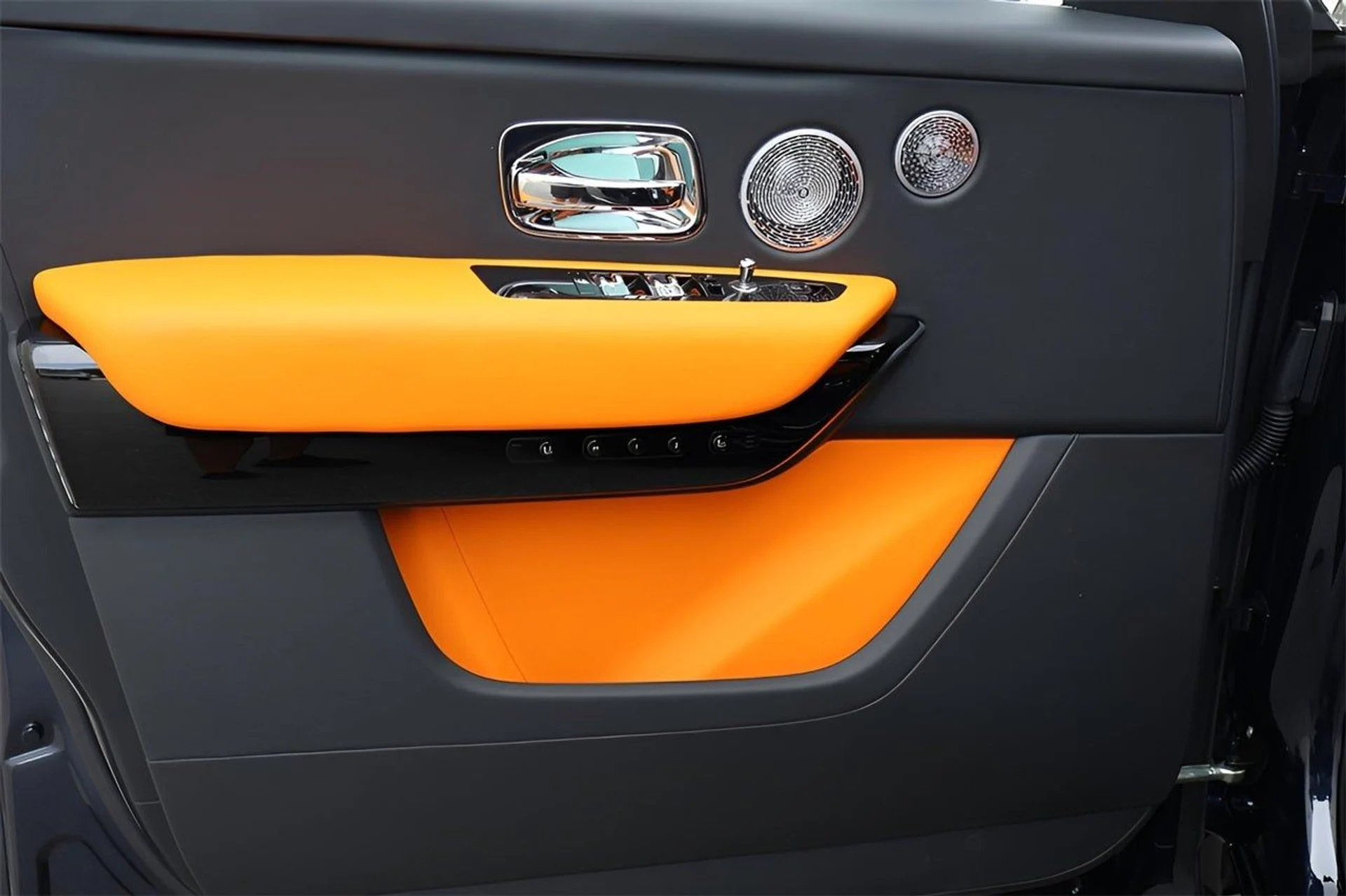 mph011_3392659271_12_f86e02eabf