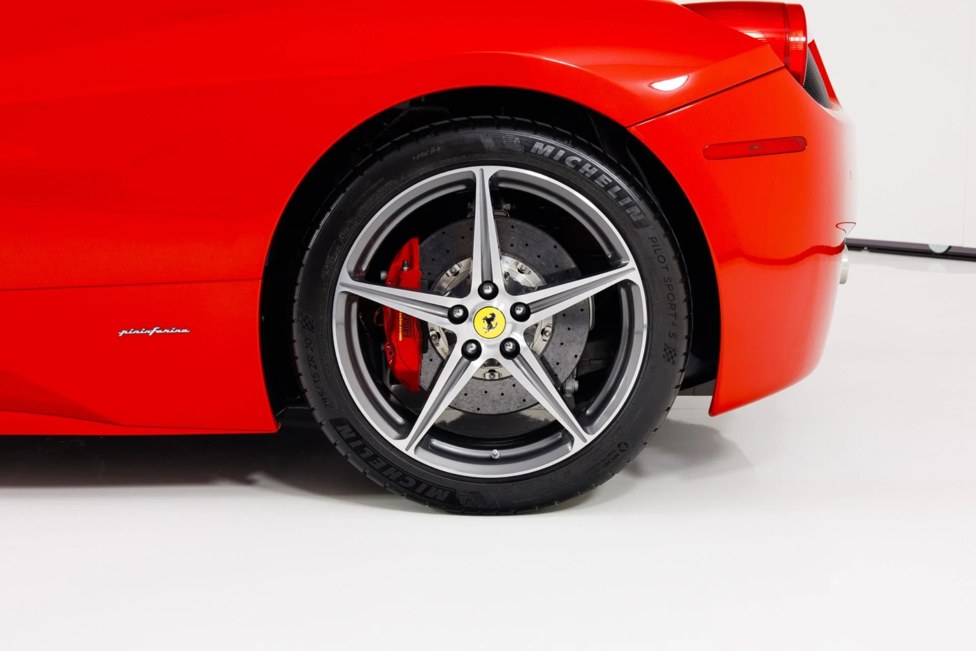 mph011_3398367842_Used_2013_Ferrari_458_Spider_1790709070_2cd30f61c3