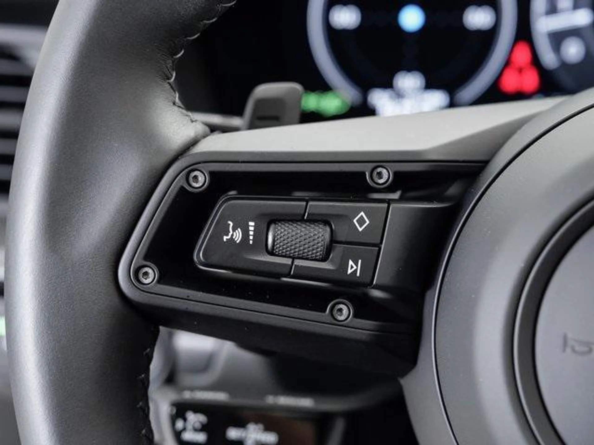 mph011_3399496816_Bg_F9v_Rg_Ov5_U_Wc97cd_V_Qf_4e_Ru_U_ff8fbe56a7