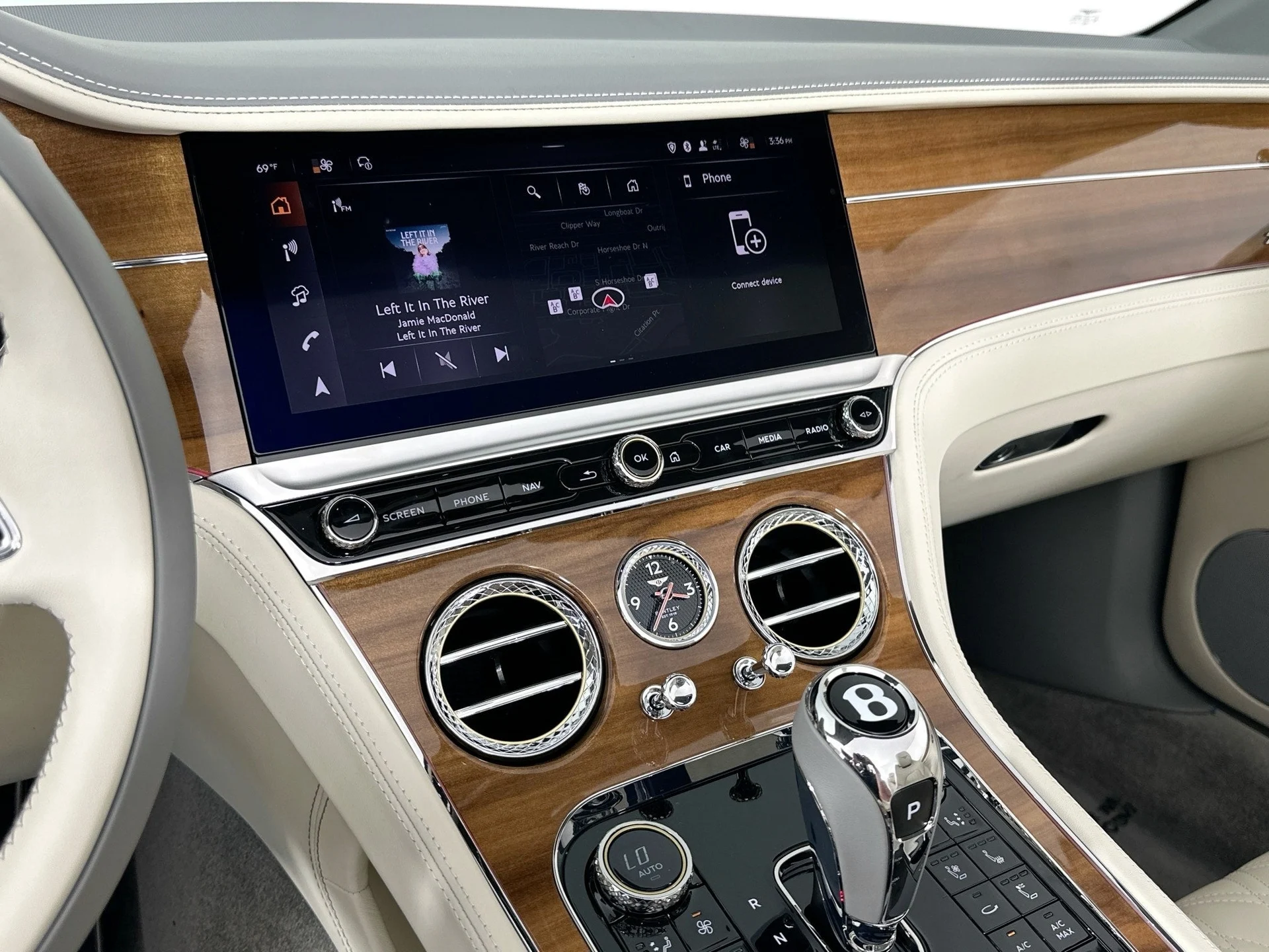 mph011_3402284723_12_b879eaa78c