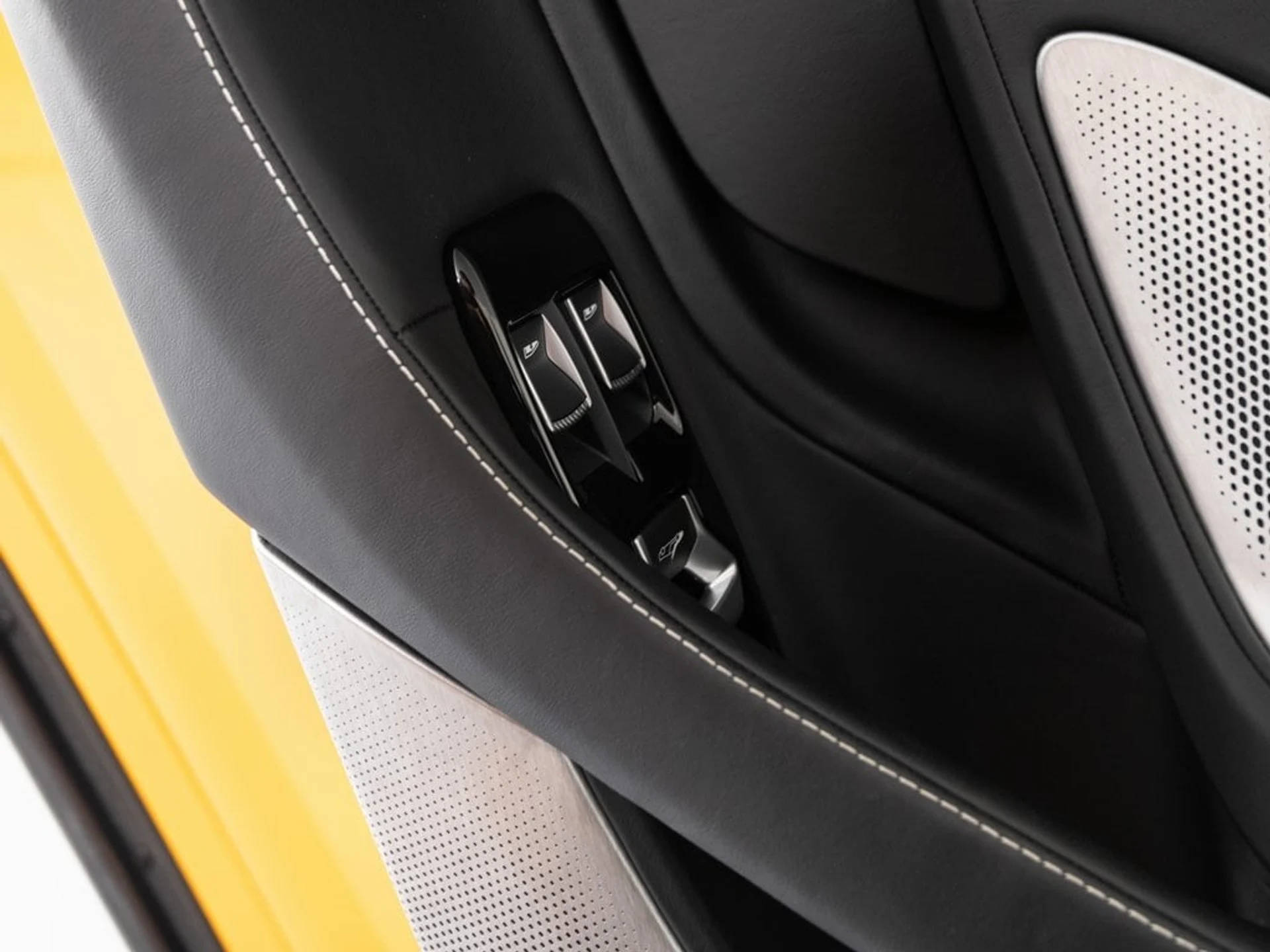 mph011_3403061144_5fd566d0c59c1a385d9cd79ca3922527x_a8dd94ca29